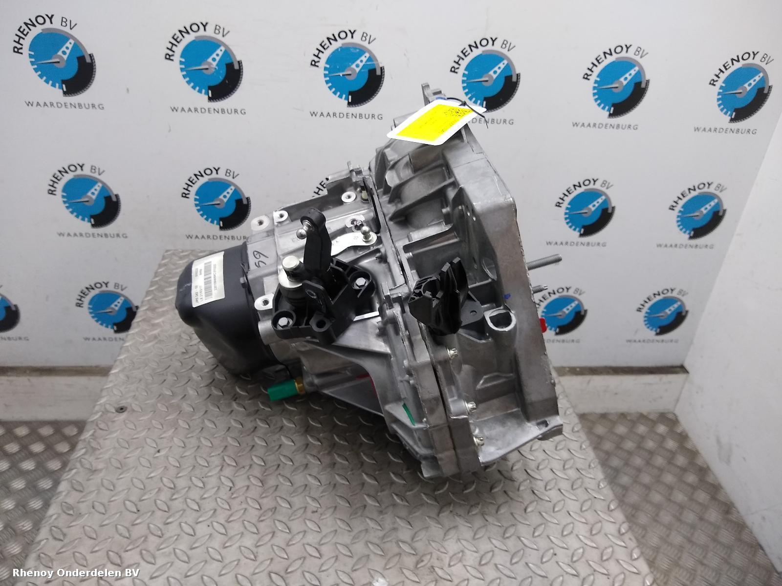 2014 RENAULT FLUENCE TRANSMISSIE / VERSNELLINGSBAK View Auto part TRANSMISSIE / VERSNELLINGSBAK RENAULT FLUENCE 2014