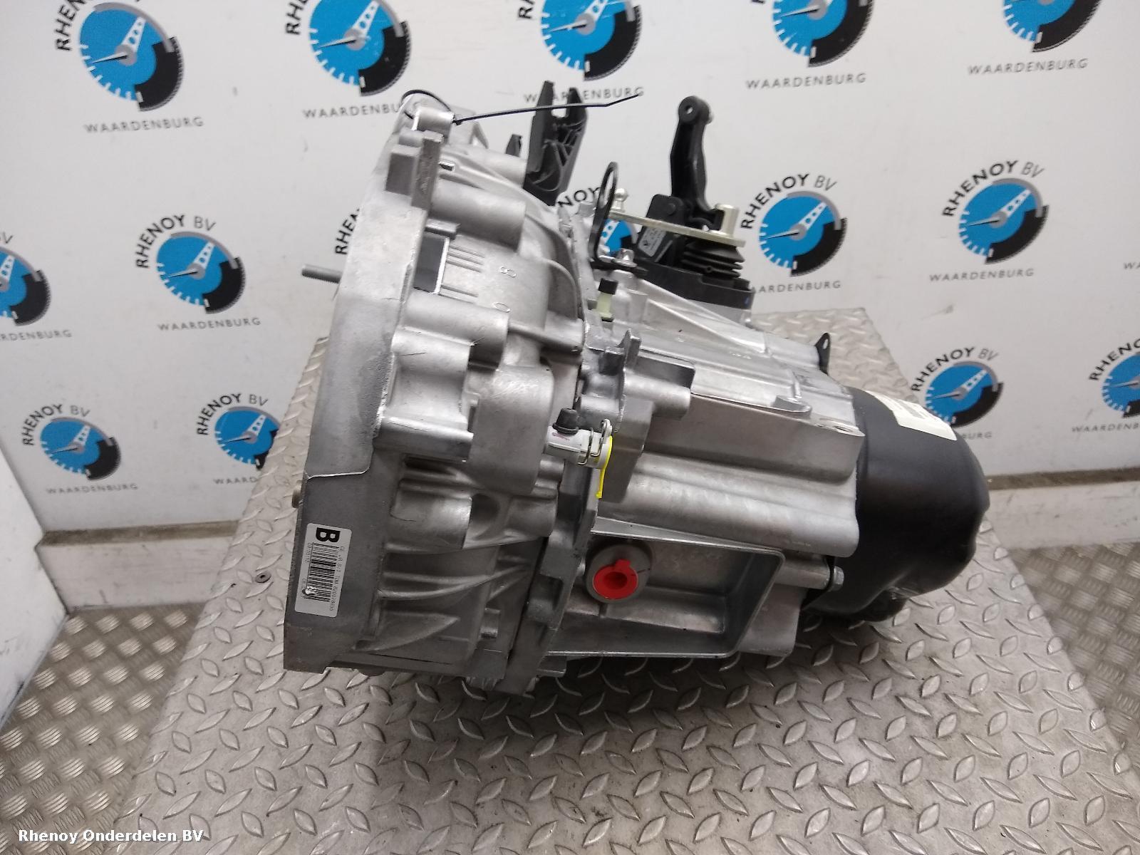 View Auto part TRANSMISSIE / VERSNELLINGSBAK RENAULT FLUENCE 2014