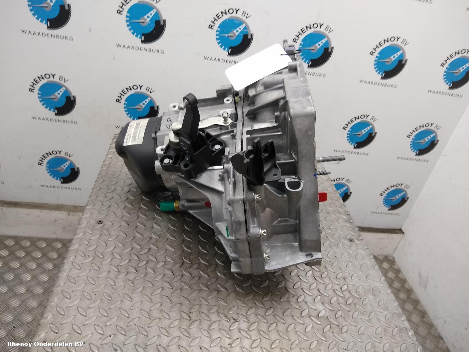 View Auto part TRANSMISSIE / VERSNELLINGSBAK RENAULT FLUENCE 2014