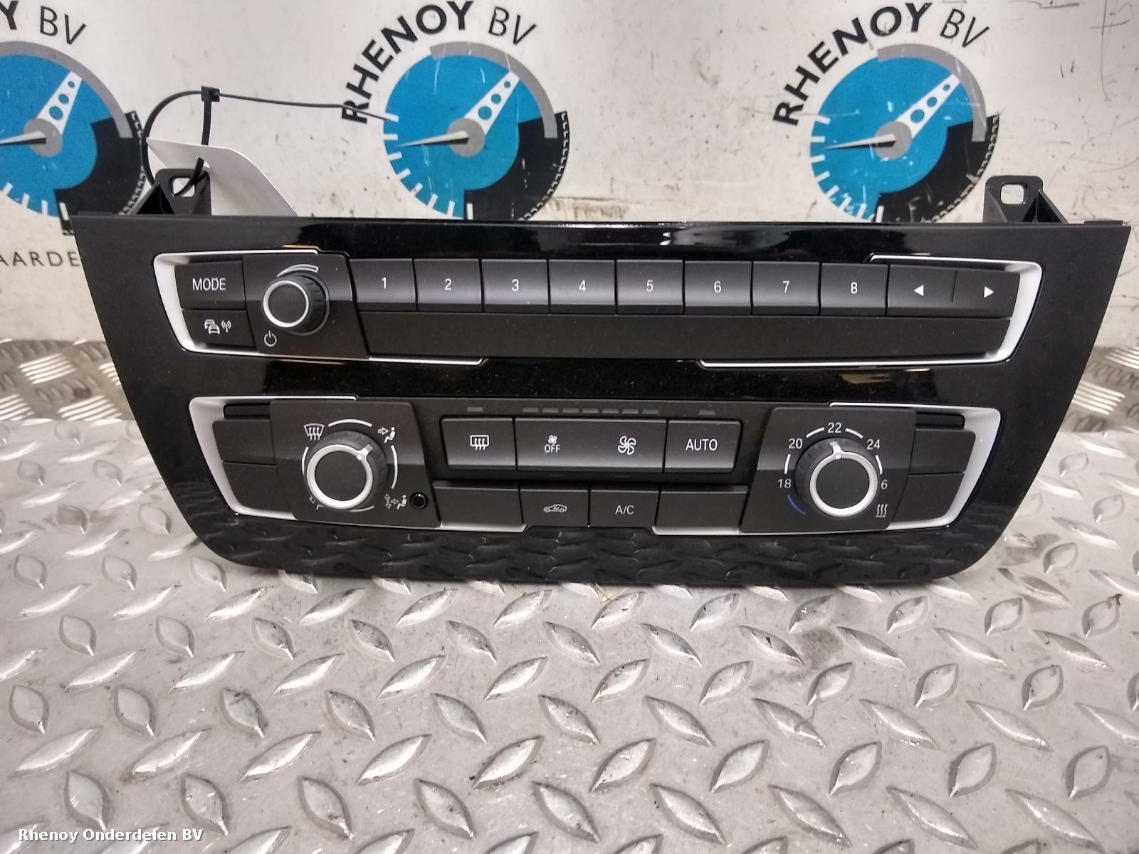 Bekijk Auto-onderdeel KACHEL BEDIENINGSPANEEL BMW 2 SERIES 2018