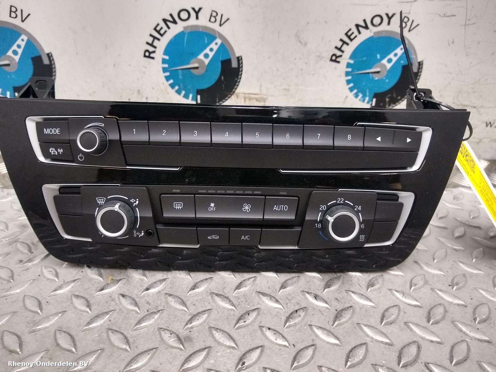 Bekijk Auto-onderdeel KACHEL BEDIENINGSPANEEL BMW 2 SERIES 2018