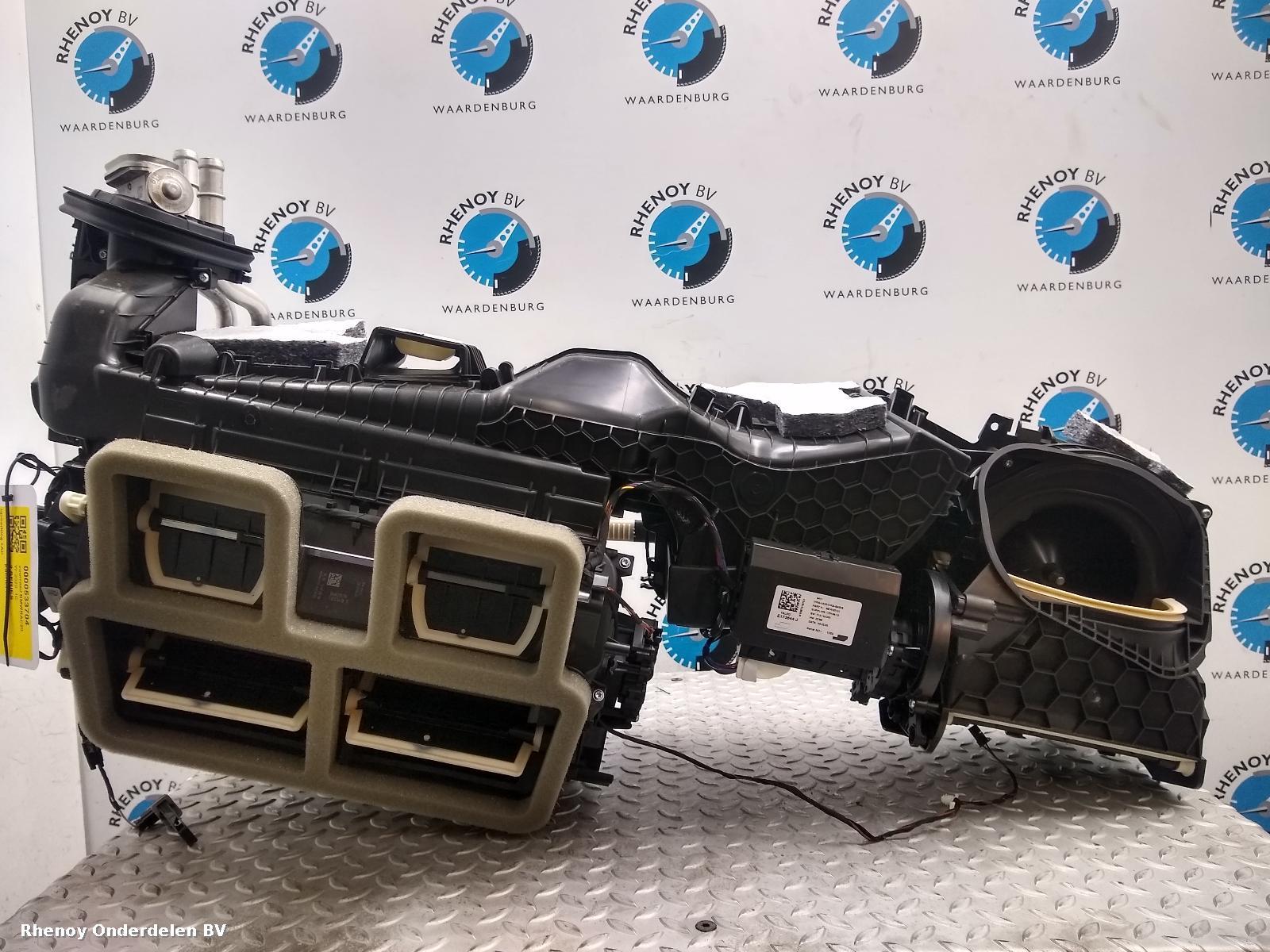 Bekijk Auto-onderdeel KACHELHUIS BMW 2 SERIES 2020