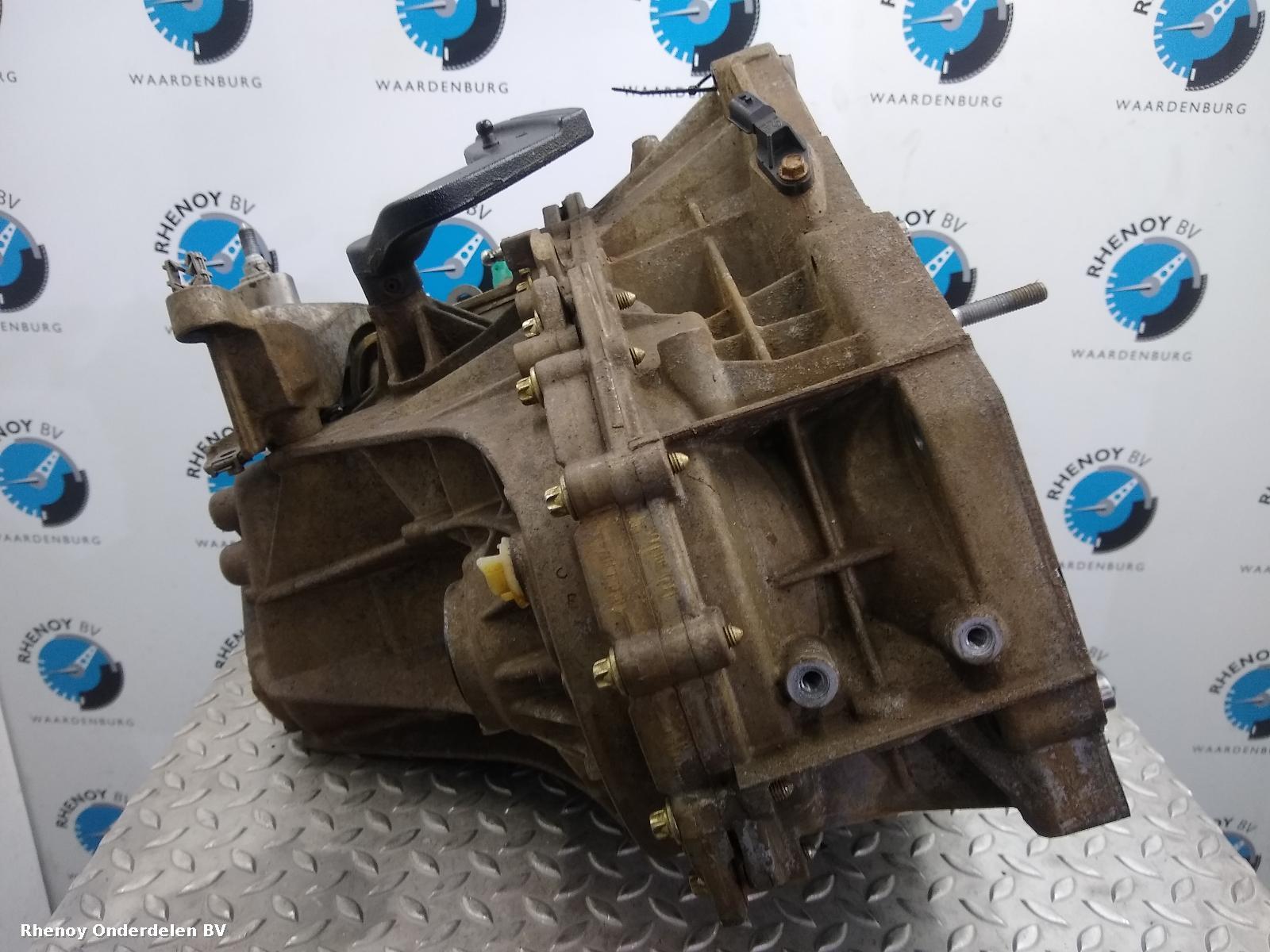 View Auto part TRANSMISSIE / VERSNELLINGSBAK DACIA DUSTER 2011