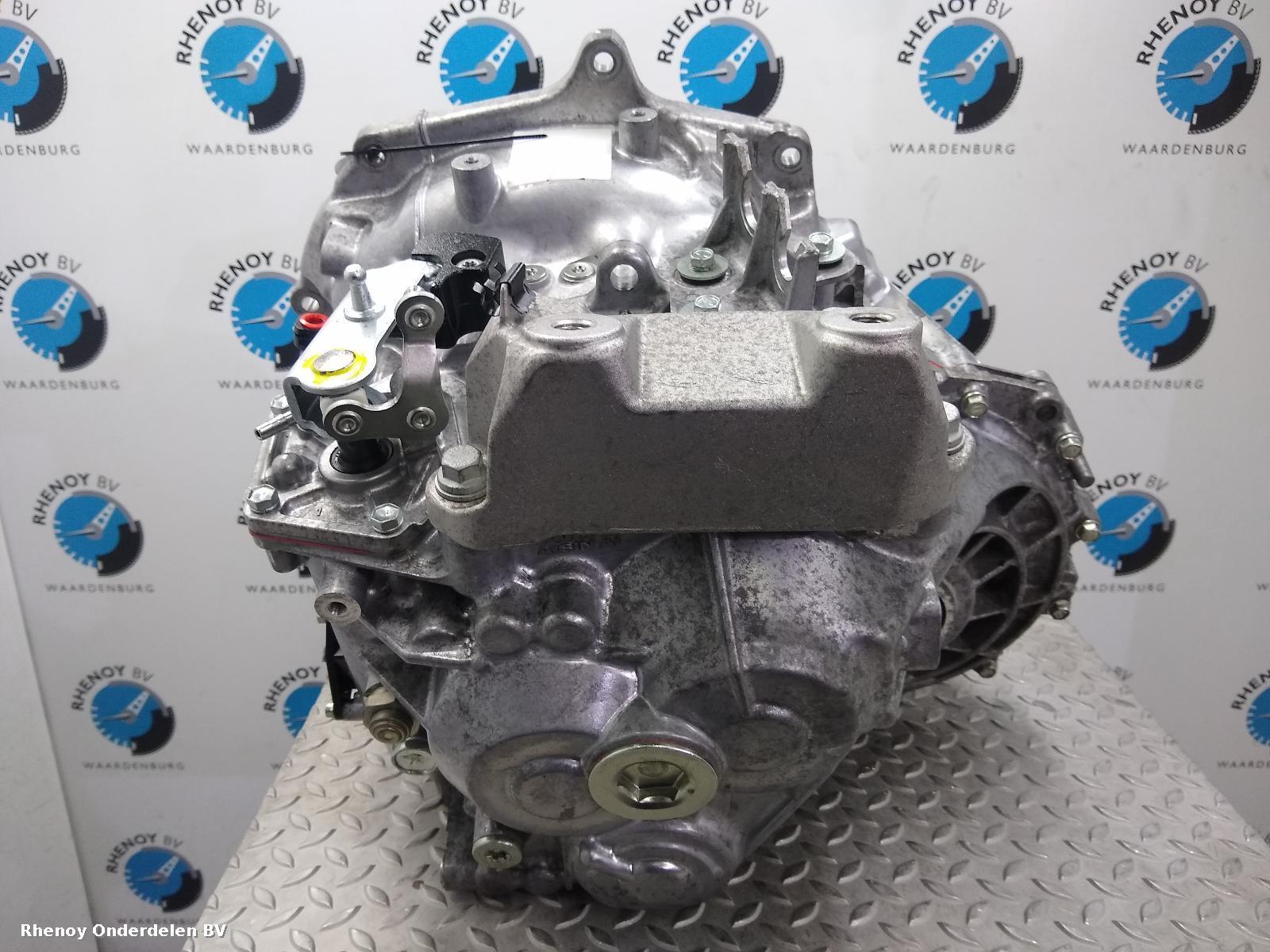 2018 LAND ROVER DISCOVERY TRANSMISSIE / VERSNELLINGSBAK View Auto part TRANSMISSIE / VERSNELLINGSBAK LAND ROVER DISCOVERY 2018