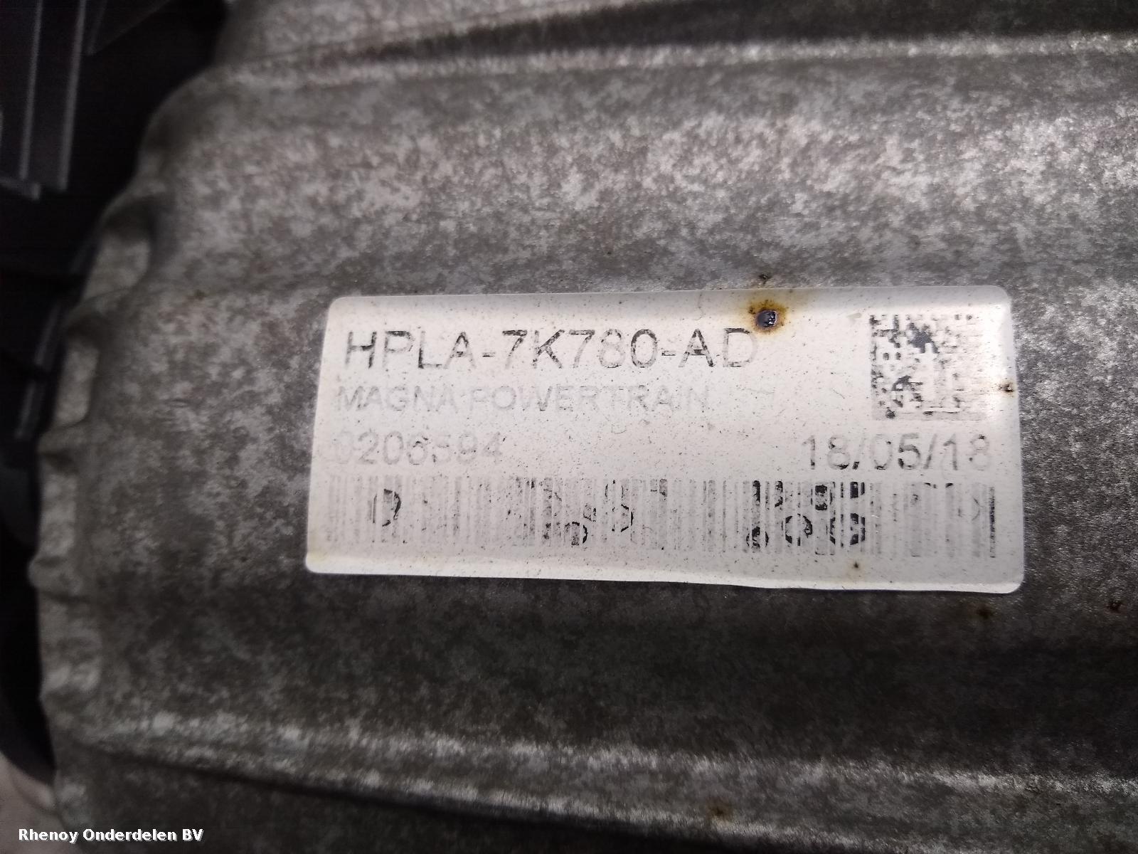 View Auto part TUSSENBAK LAND ROVER DISCOVERY 2018