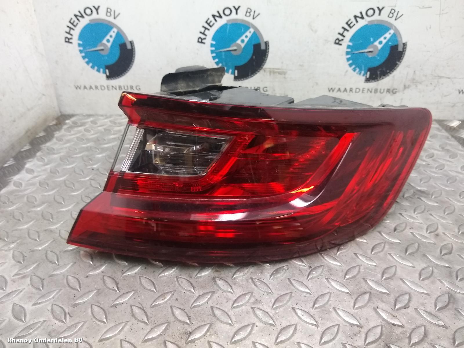 Bekijk Auto-onderdeel ACHTERLICHT R RENAULT MEGANE 2019