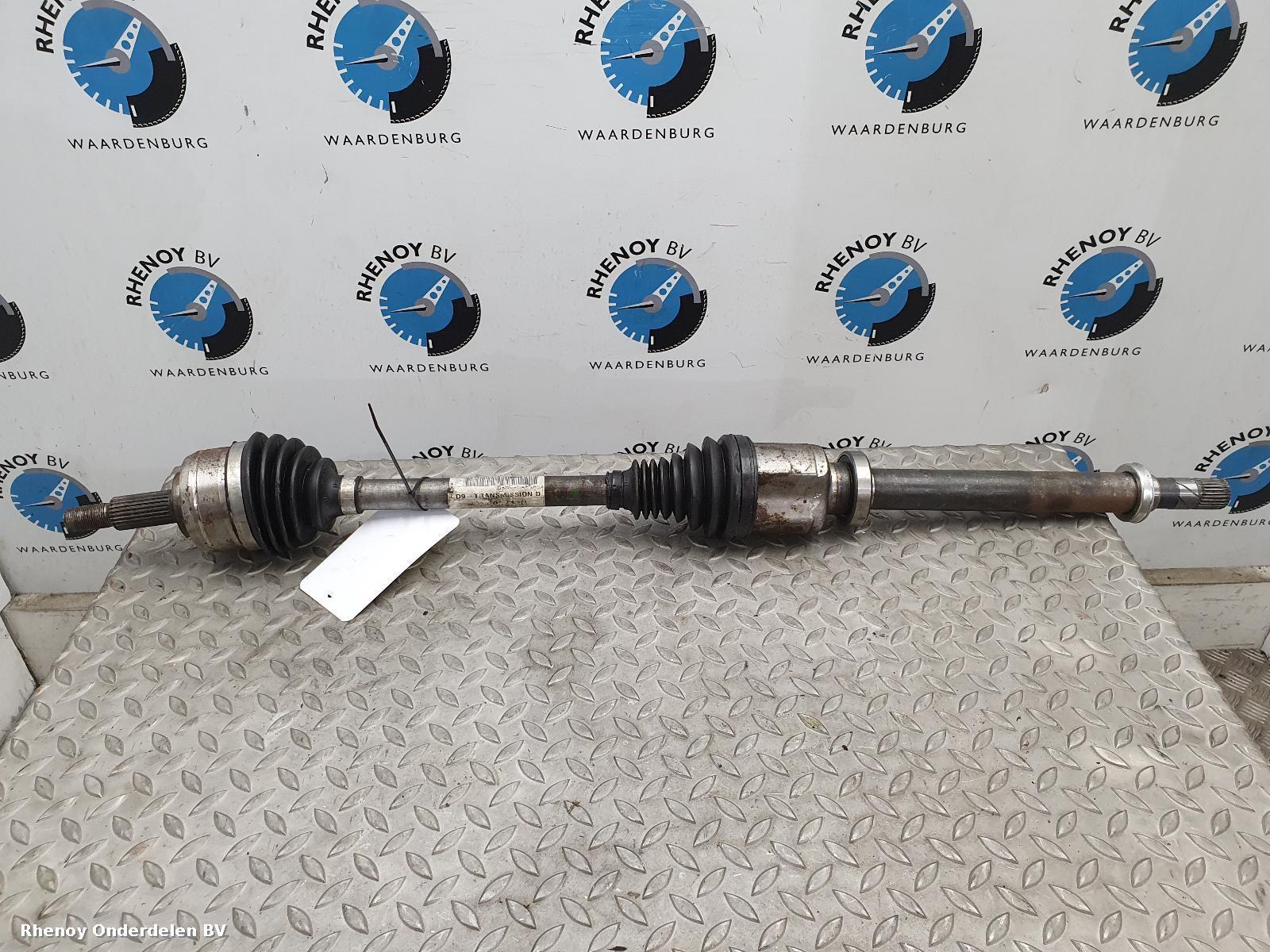 Bekijk Auto-onderdeel AANDRIJFAS R RENAULT MEGANE 2012
