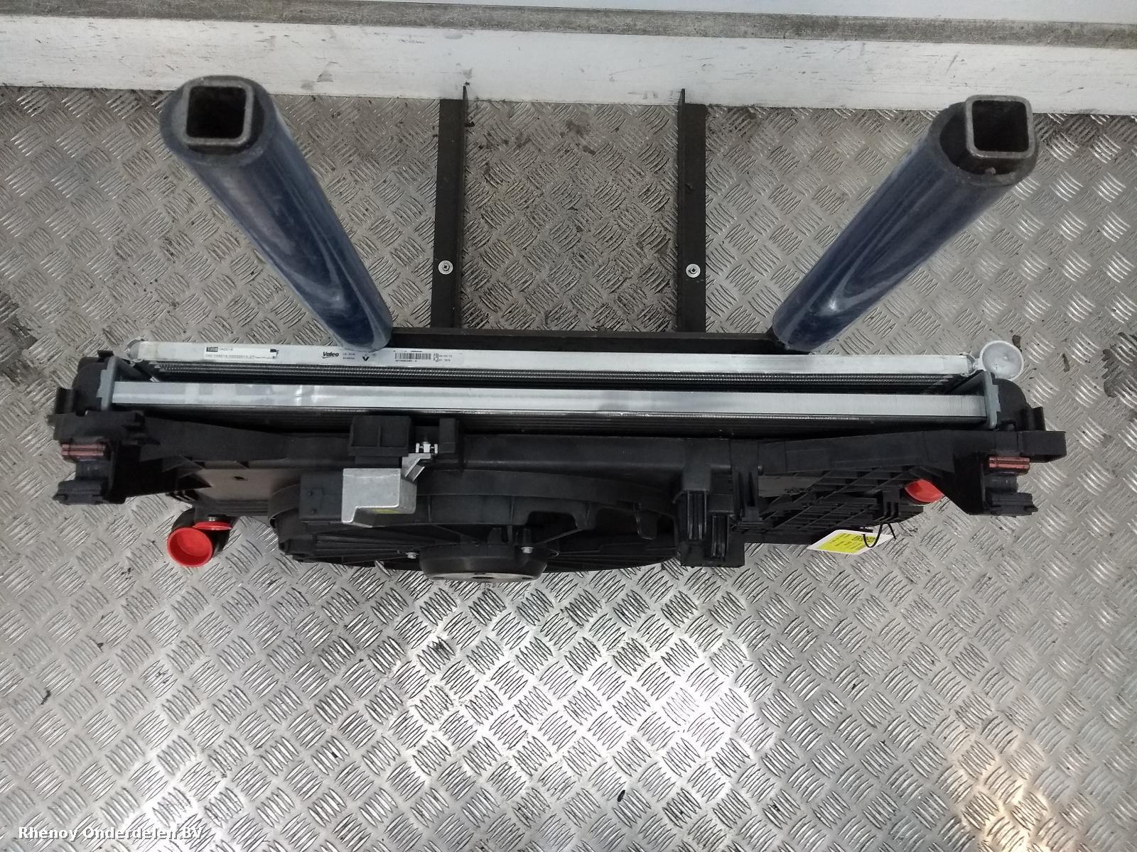 View Auto part KOELERPAKKET DACIA DUSTER 2013