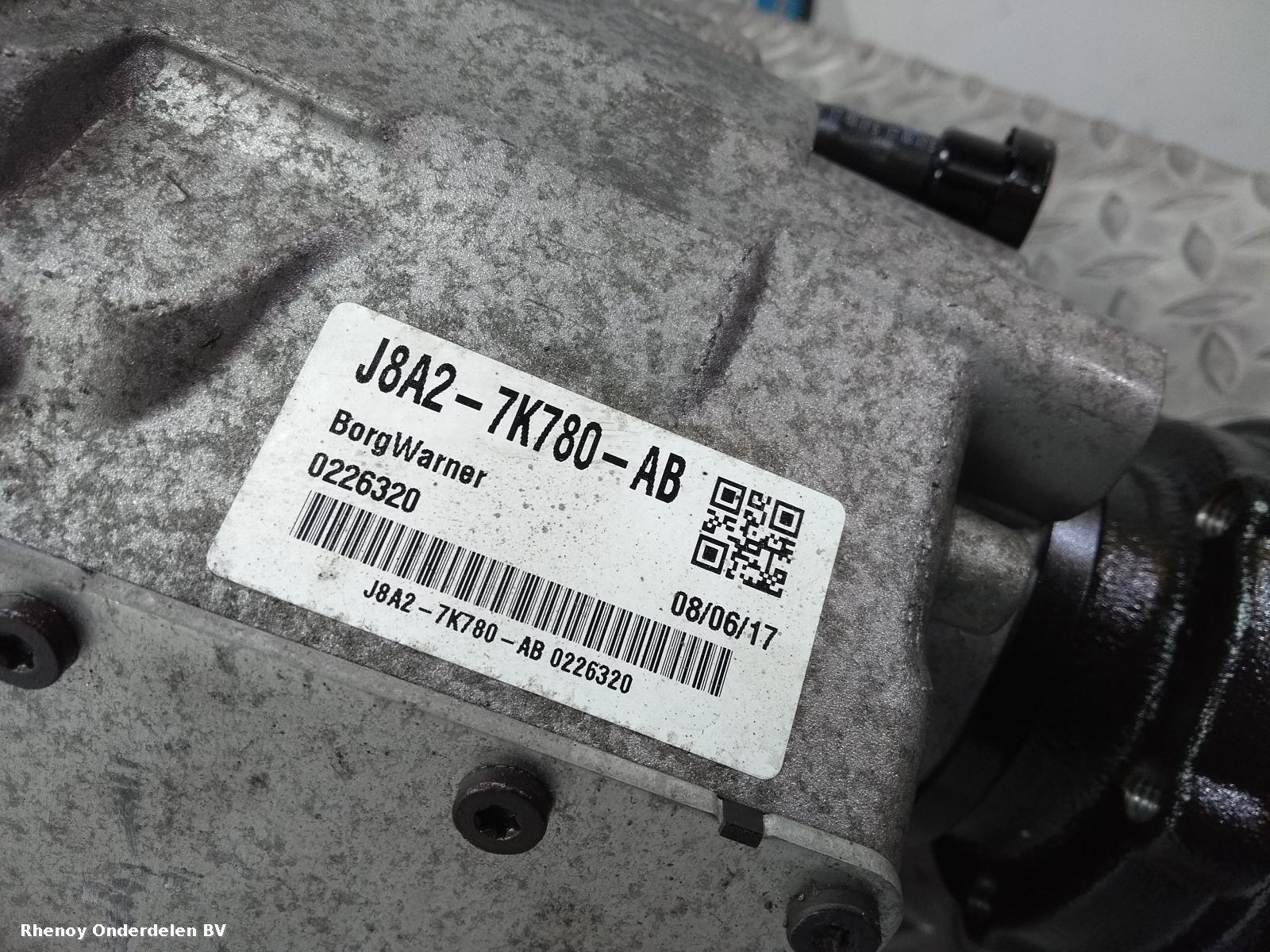 View Auto part TUSSENBAK LAND ROVER DISCOVERY 2018