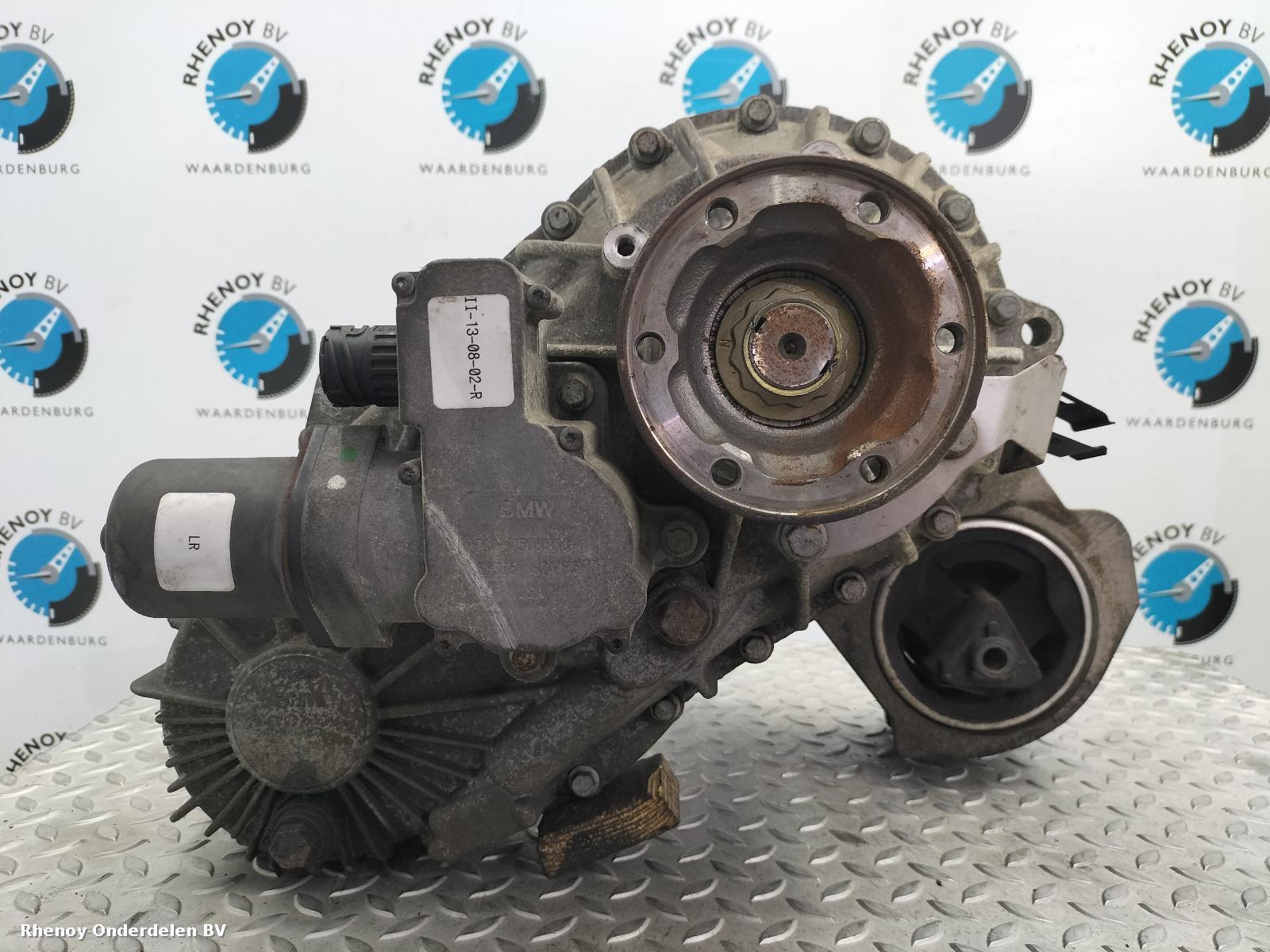 View Auto part TUSSENBAK LAND ROVER RANGE ROVER 2003