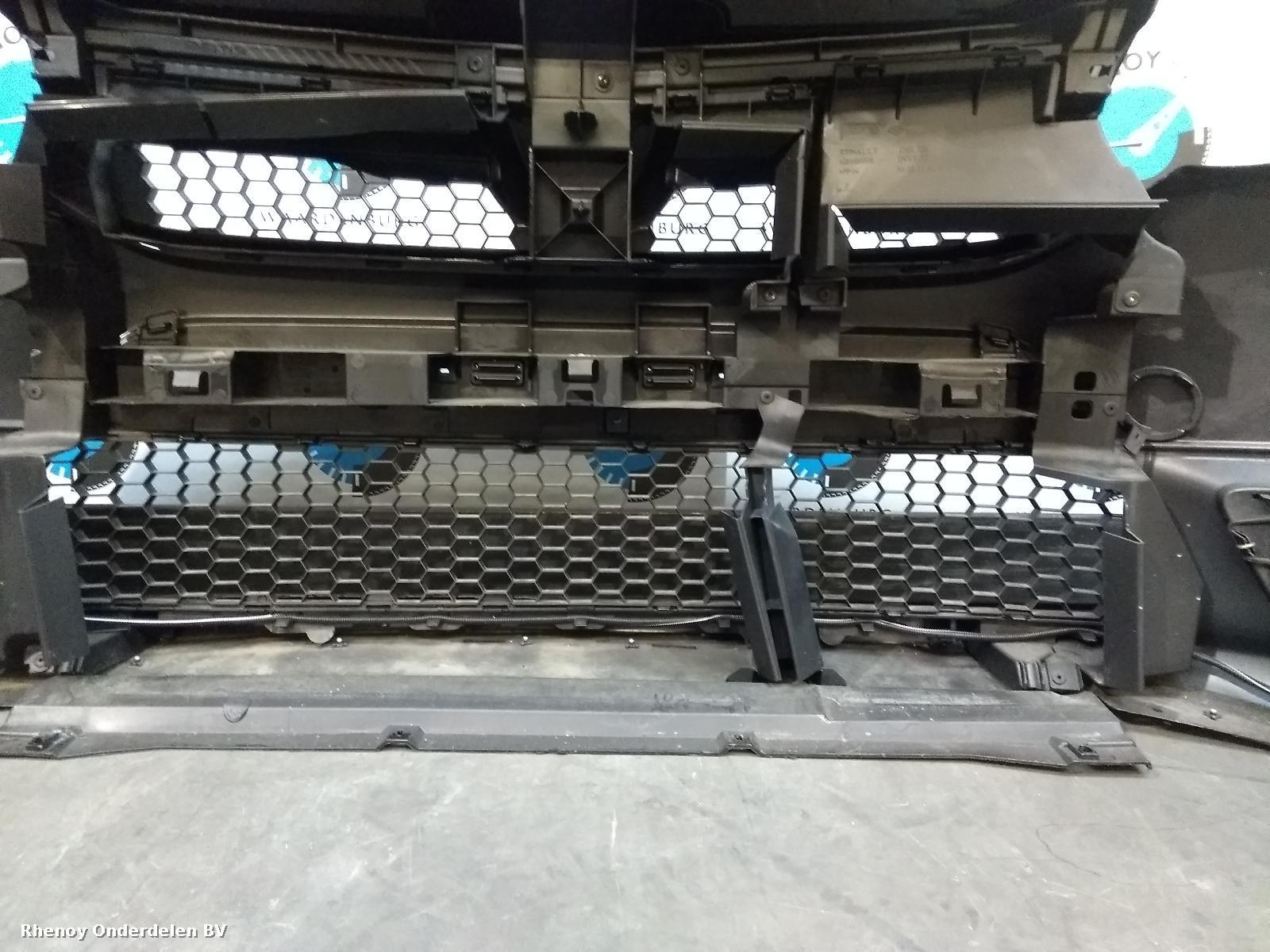 2013 DACIA LOGAN VOORBUMPER View Auto part VOORBUMPER DACIA LOGAN 2013