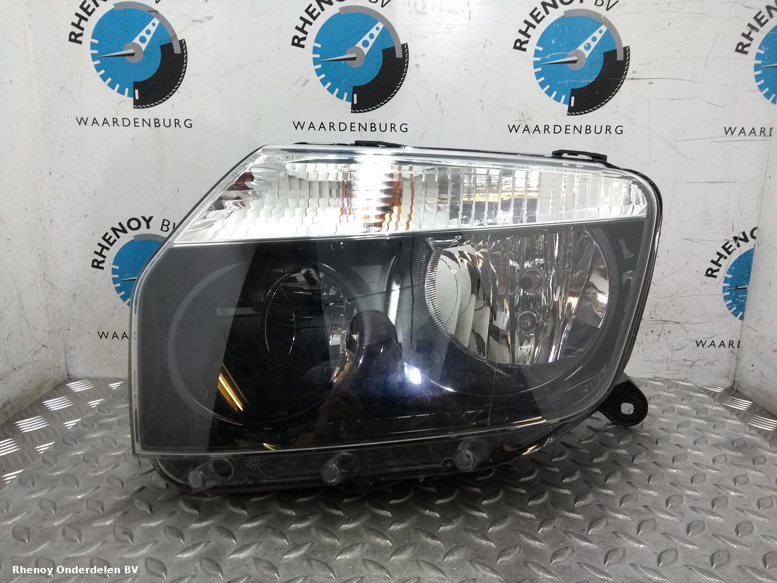 Bekijk Auto-onderdeel KOPLAMP L DACIA DUSTER 2013