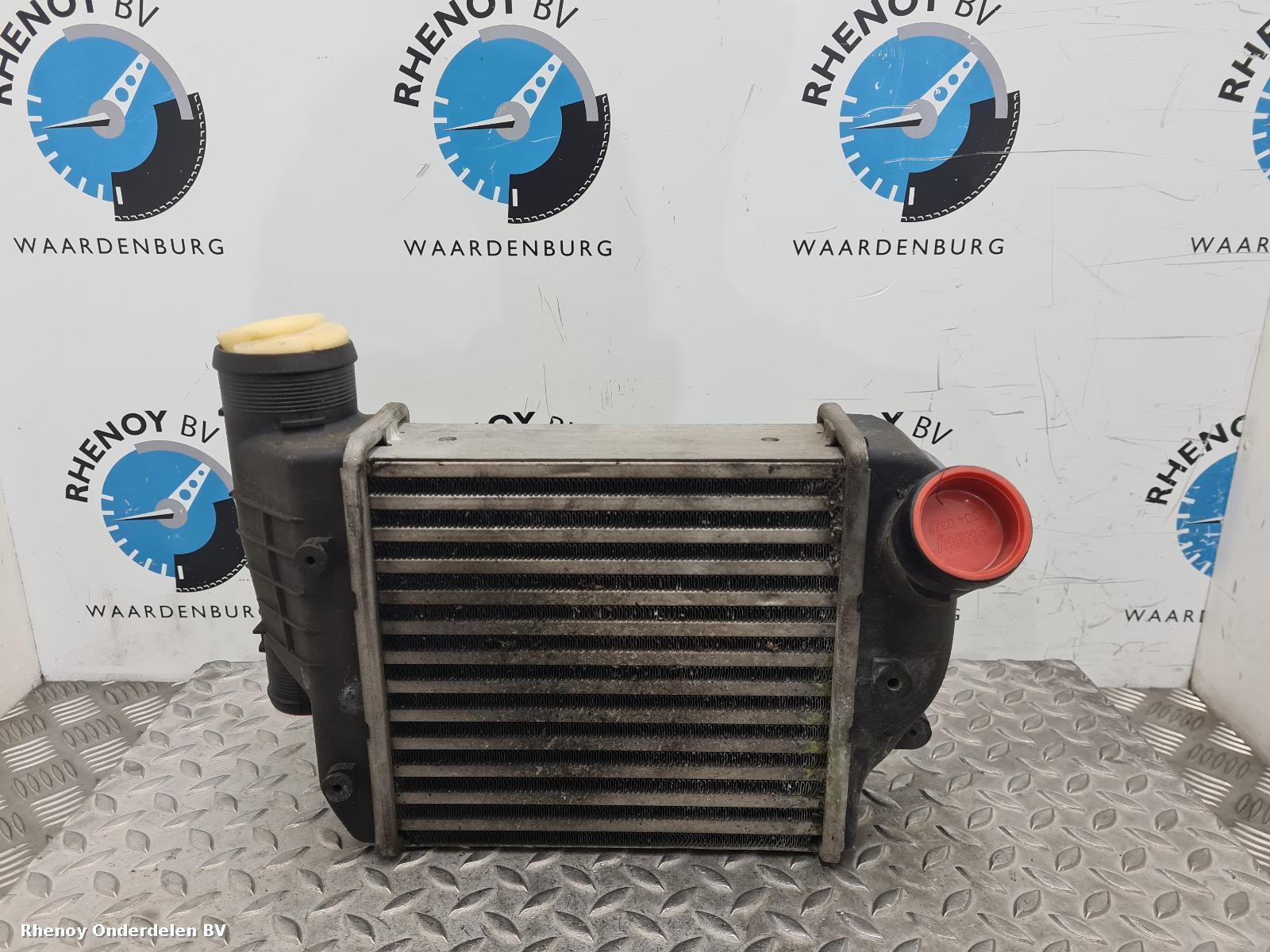 Bekijk Auto-onderdeel INTERKOELER AUDI A6 2004