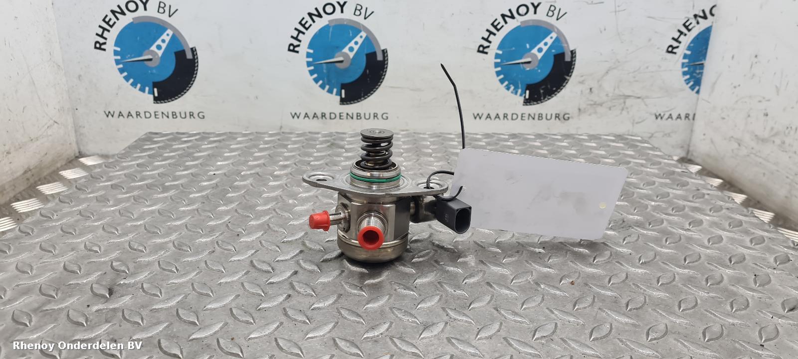 View Auto part BRANDSTOF POMP VOOR DE INJECTOR MERCEDES C CLASS 2015
