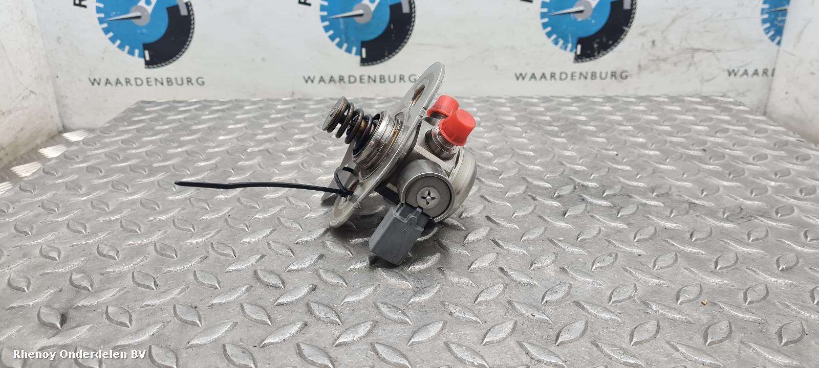 View Auto part BRANDSTOF POMP VOOR DE INJECTOR BMW X3 2015