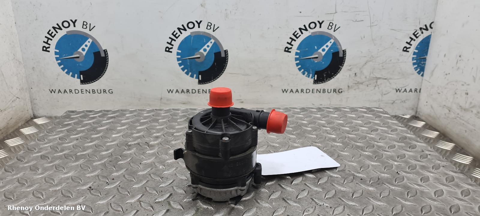 Bekijk Auto-onderdeel WATERPOMP VOLKSWAGEN GOLF 2018