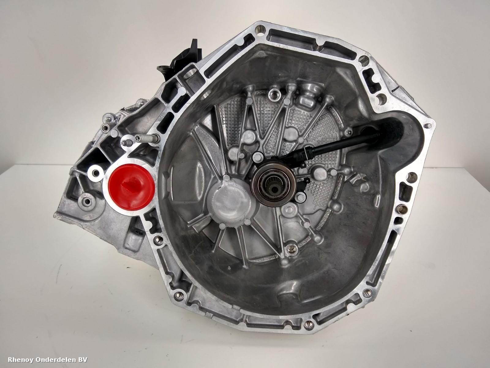 View Auto part Gearbox DACIA DUSTER 2015