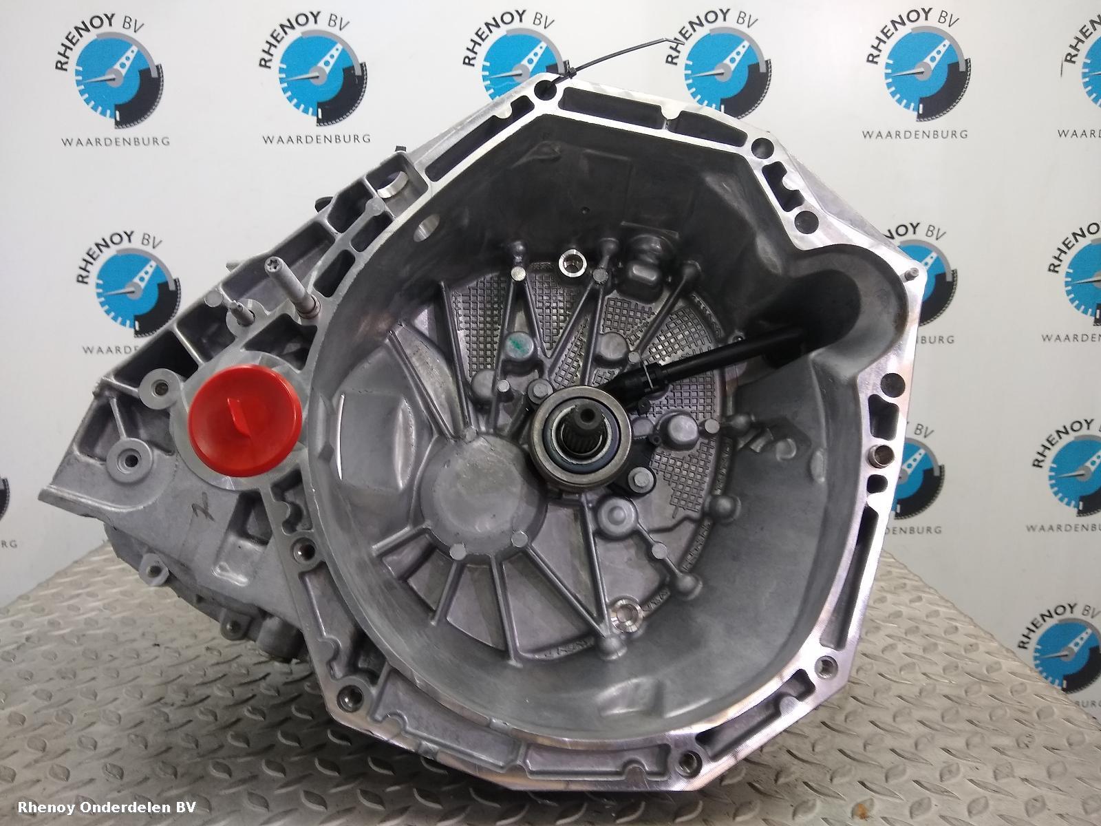 View Auto part TRANSMISSIE / VERSNELLINGSBAK DACIA DUSTER 2015