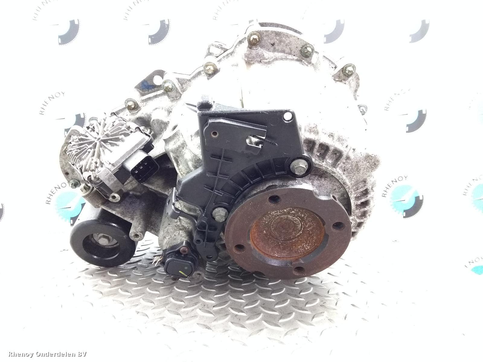 View Auto part TUSSENBAK LAND ROVER DISCOVERY 2017