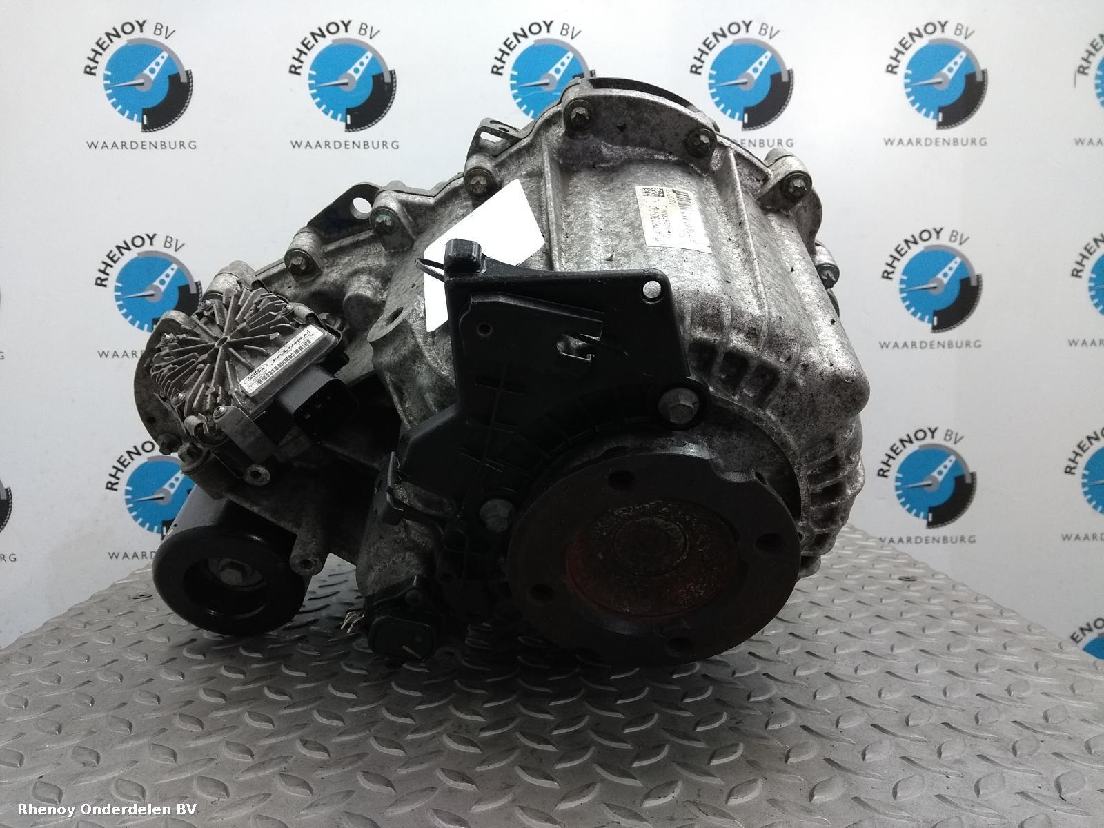 View Auto part TUSSENBAK LAND ROVER DISCOVERY 2017