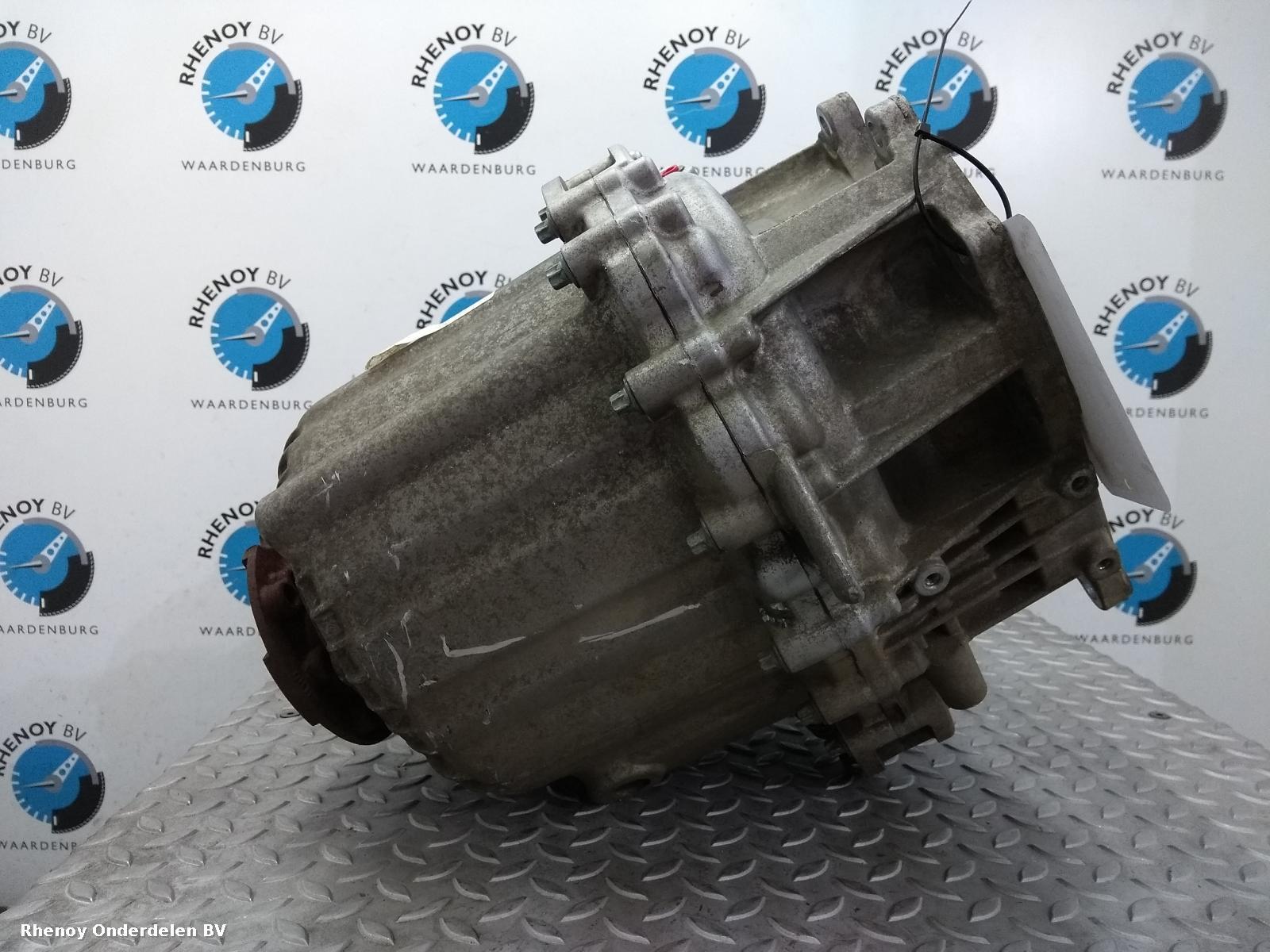View Auto part TUSSENBAK LAND ROVER RANGE ROVER 2016