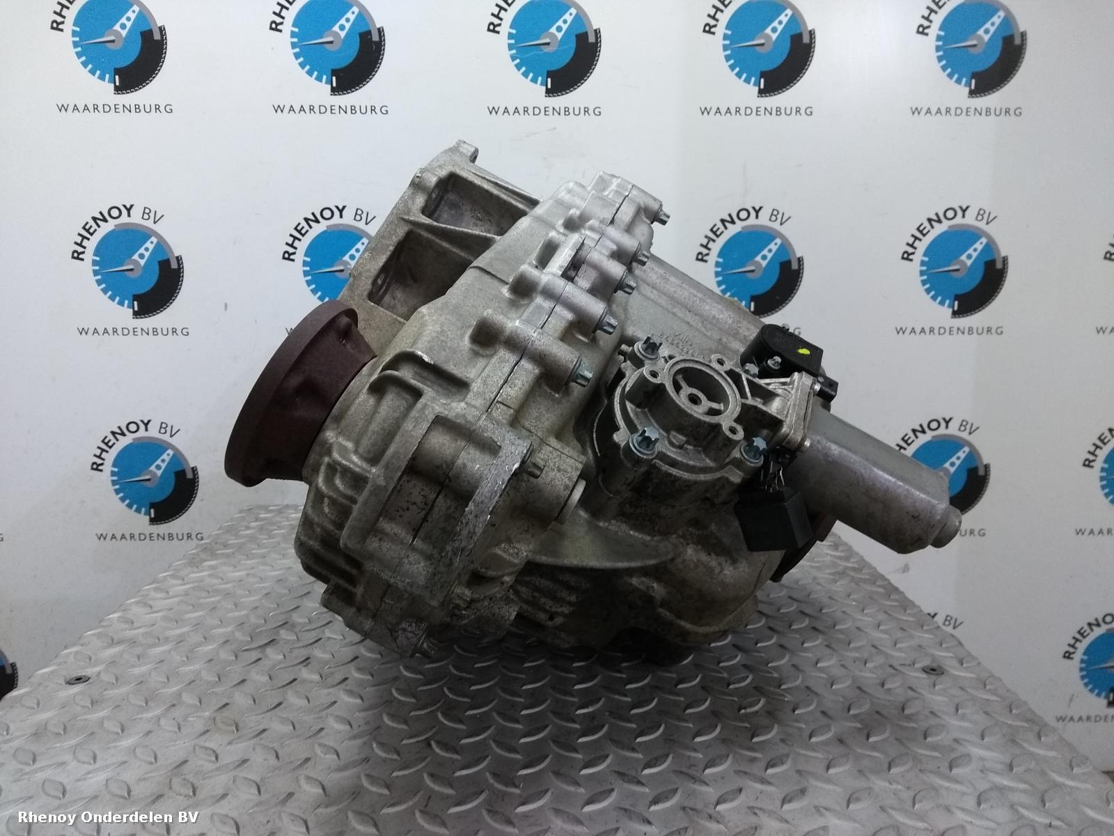View Auto part TUSSENBAK LAND ROVER RANGE ROVER 2016