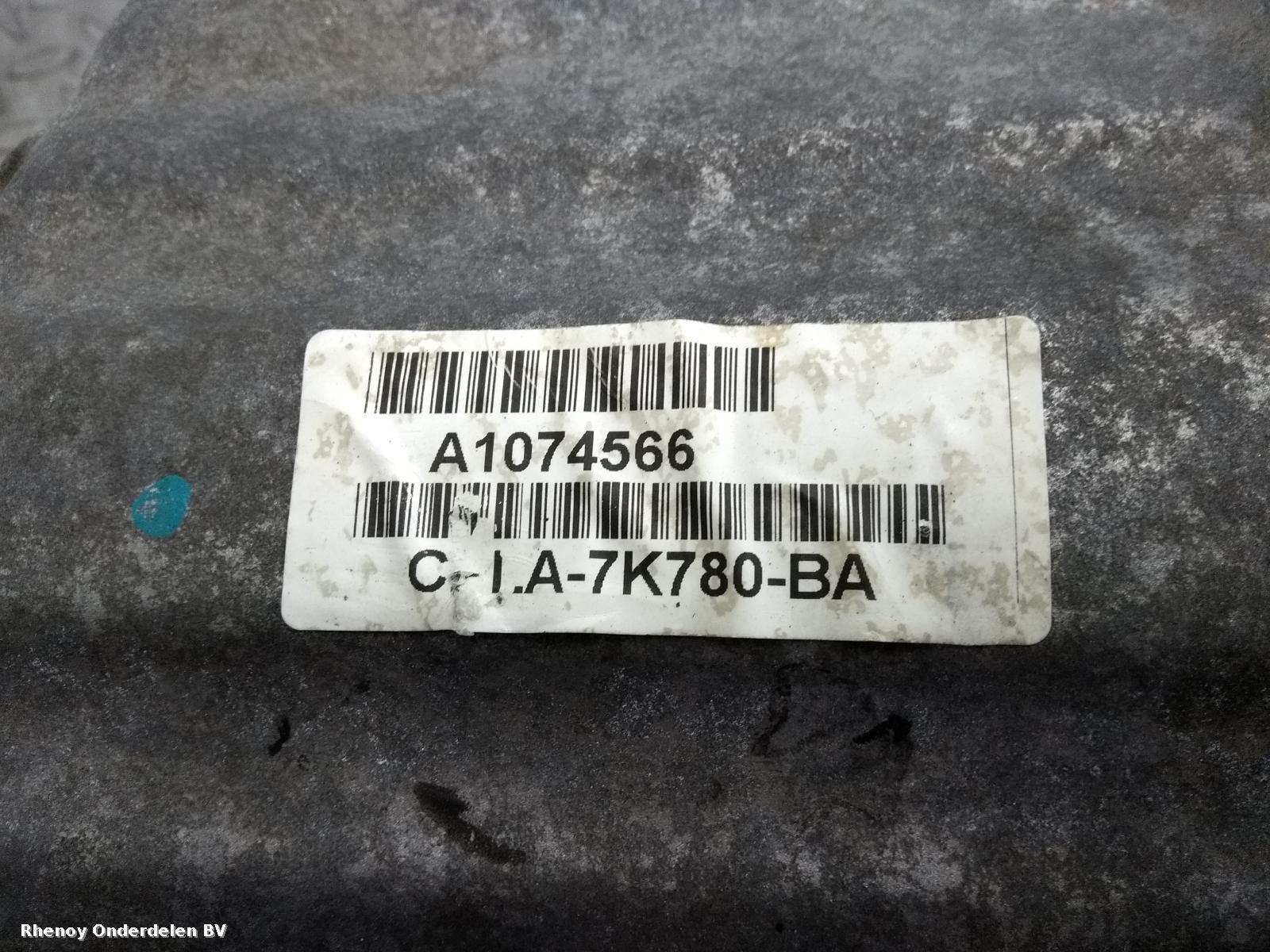 View Auto part TUSSENBAK LAND ROVER RANGE ROVER 2016