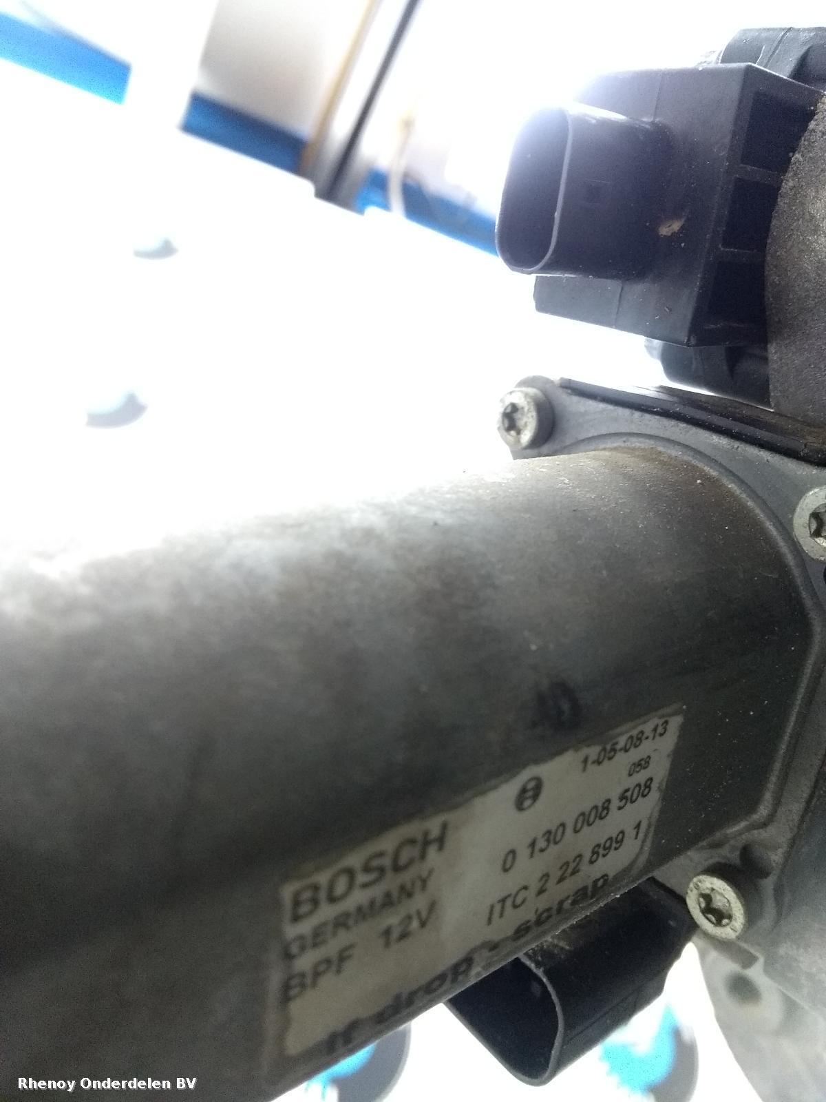 View Auto part TUSSENBAK LAND ROVER RANGE ROVER 2016