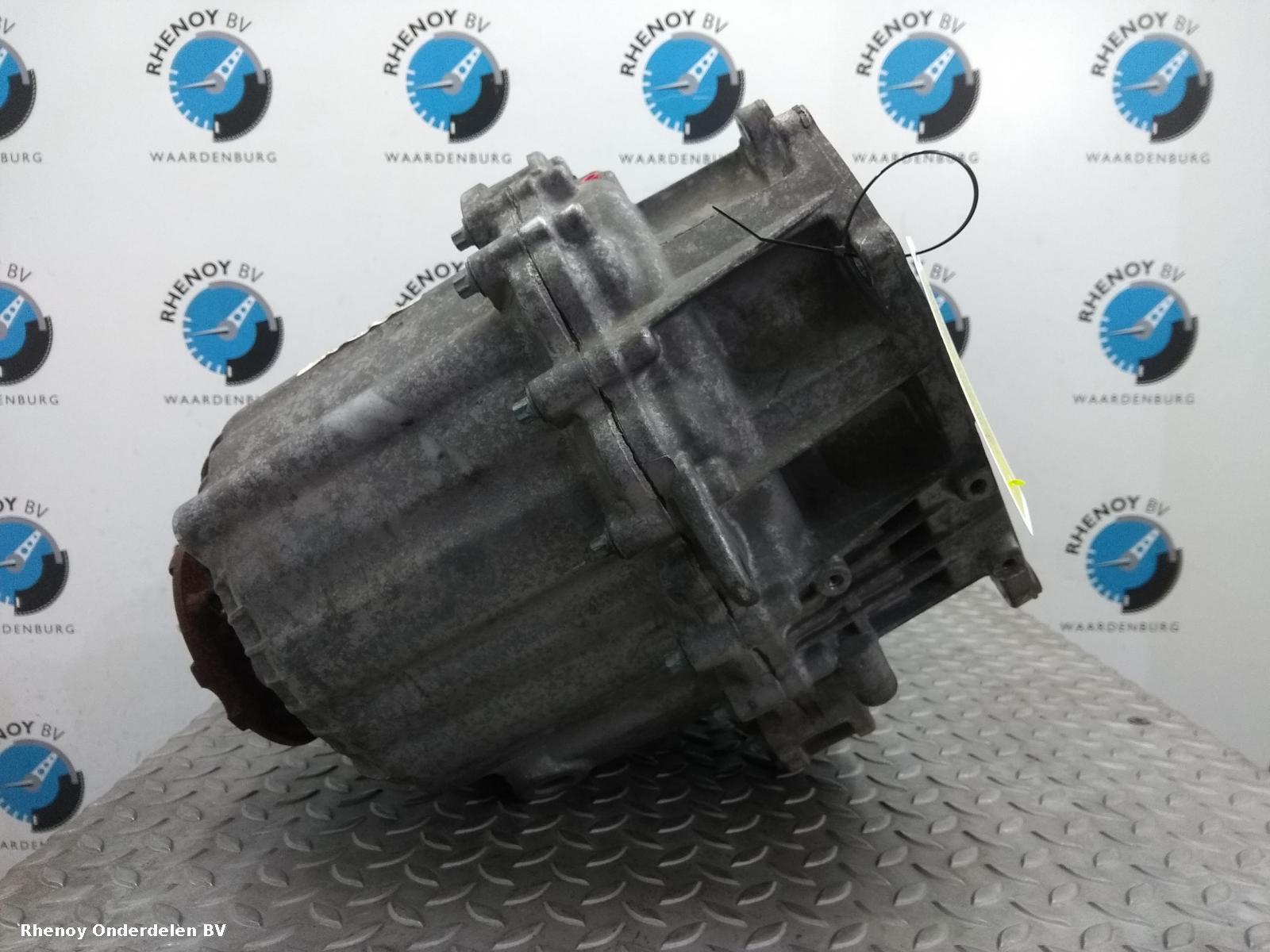 View Auto part TUSSENBAK LAND ROVER RANGE ROVER 2016