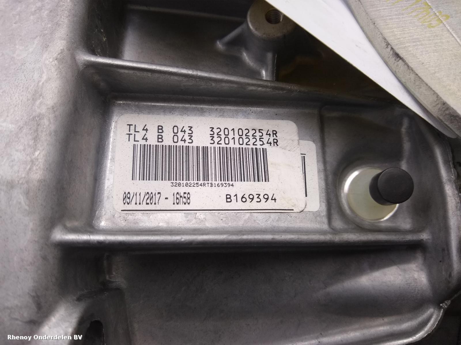 View Auto part TRANSMISSIE / VERSNELLINGSBAK DACIA DUSTER 2015