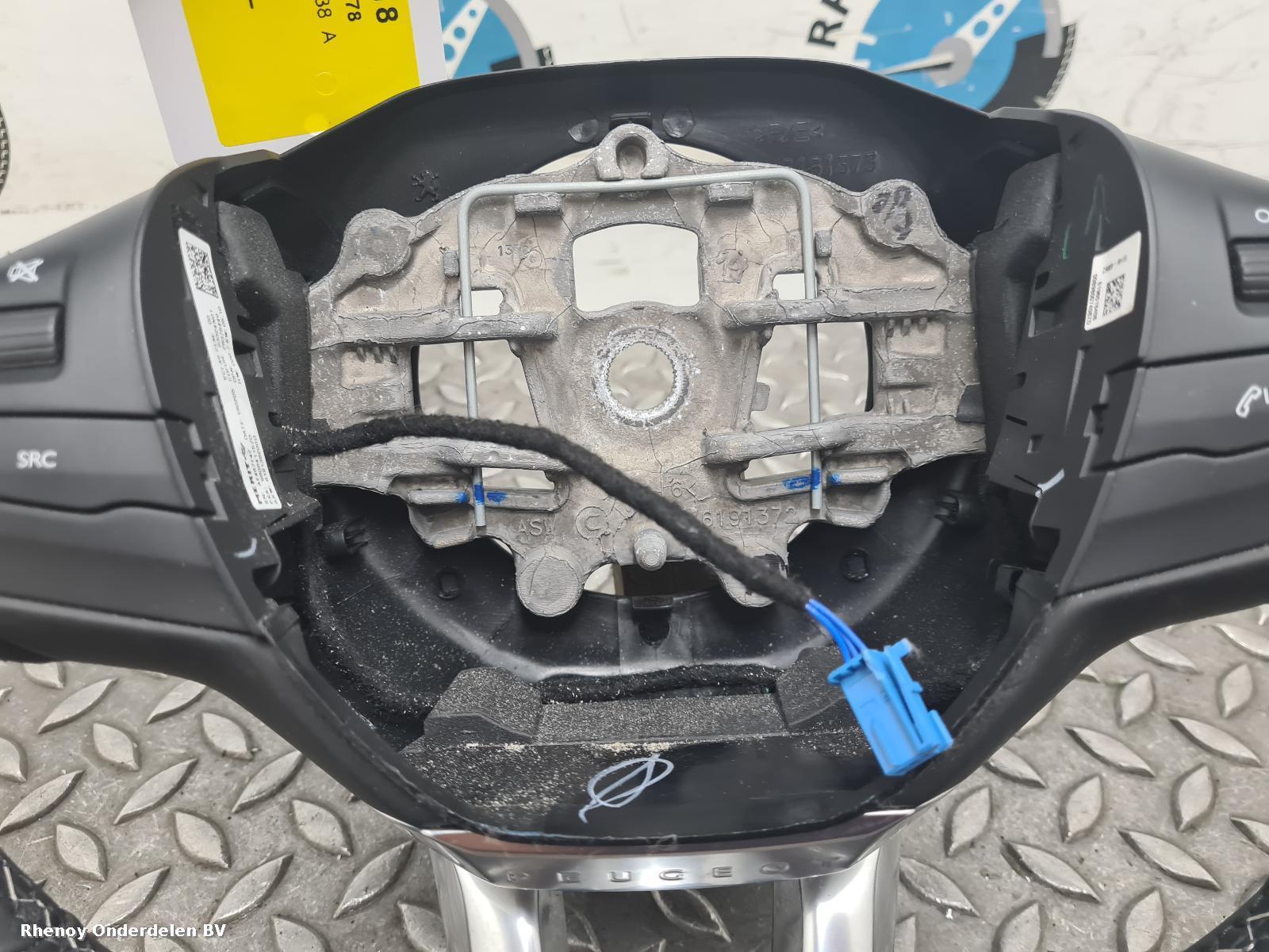 View Auto part STUURWIEL PEUGEOT 208 2019