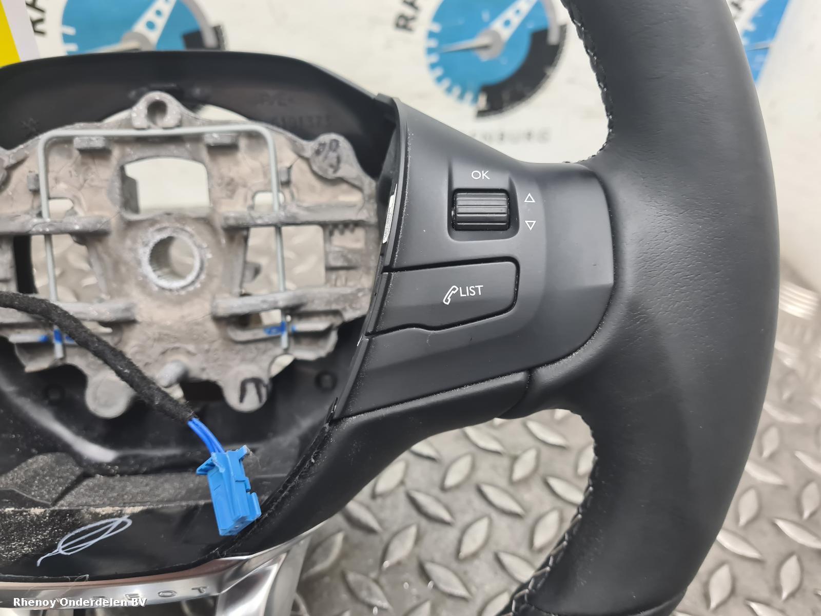 View Auto part STUURWIEL PEUGEOT 208 2019