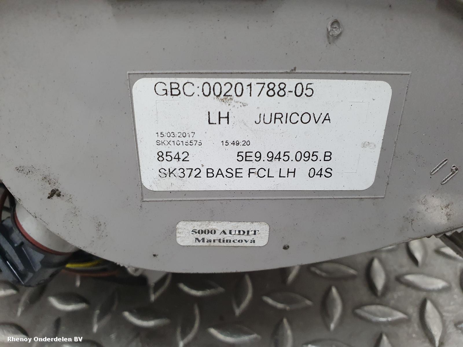 View Auto part ACHTERLICHT L SKODA OCTAVIA 2017