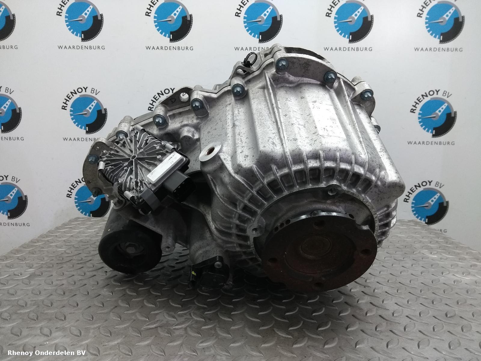 View Auto part TUSSENBAK LAND ROVER RANGE ROVER 2016