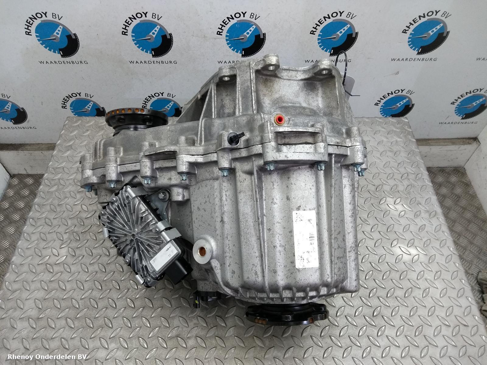 View Auto part TUSSENBAK LAND ROVER RANGE ROVER 2016