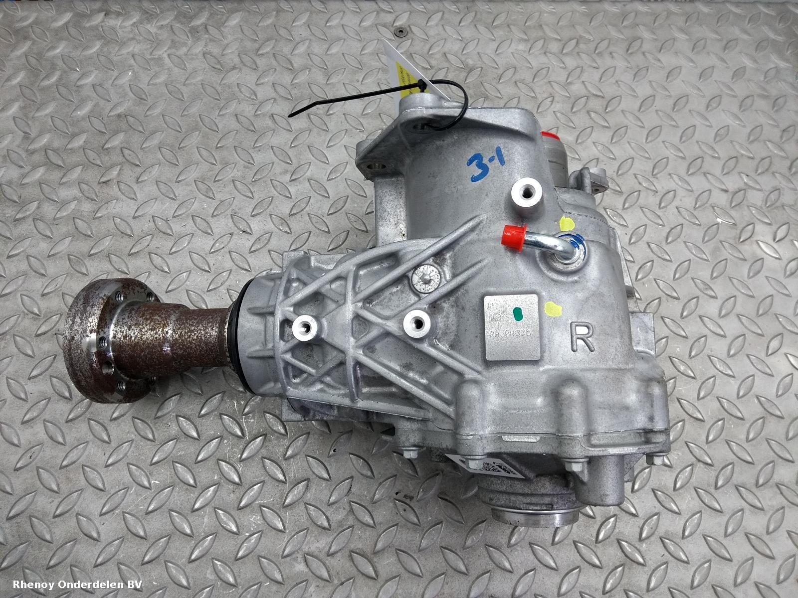 View Auto part TUSSENBAK FORD KUGA 2019