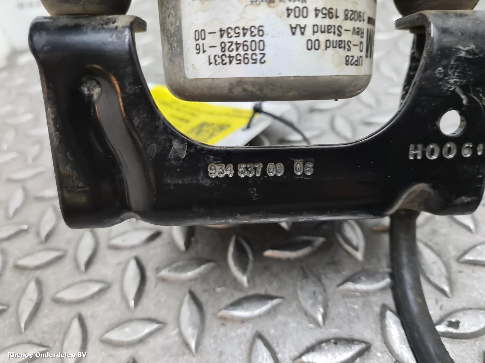 View Auto part VACUUMPOMP OPEL / VAUXHALL MOKKA 2019