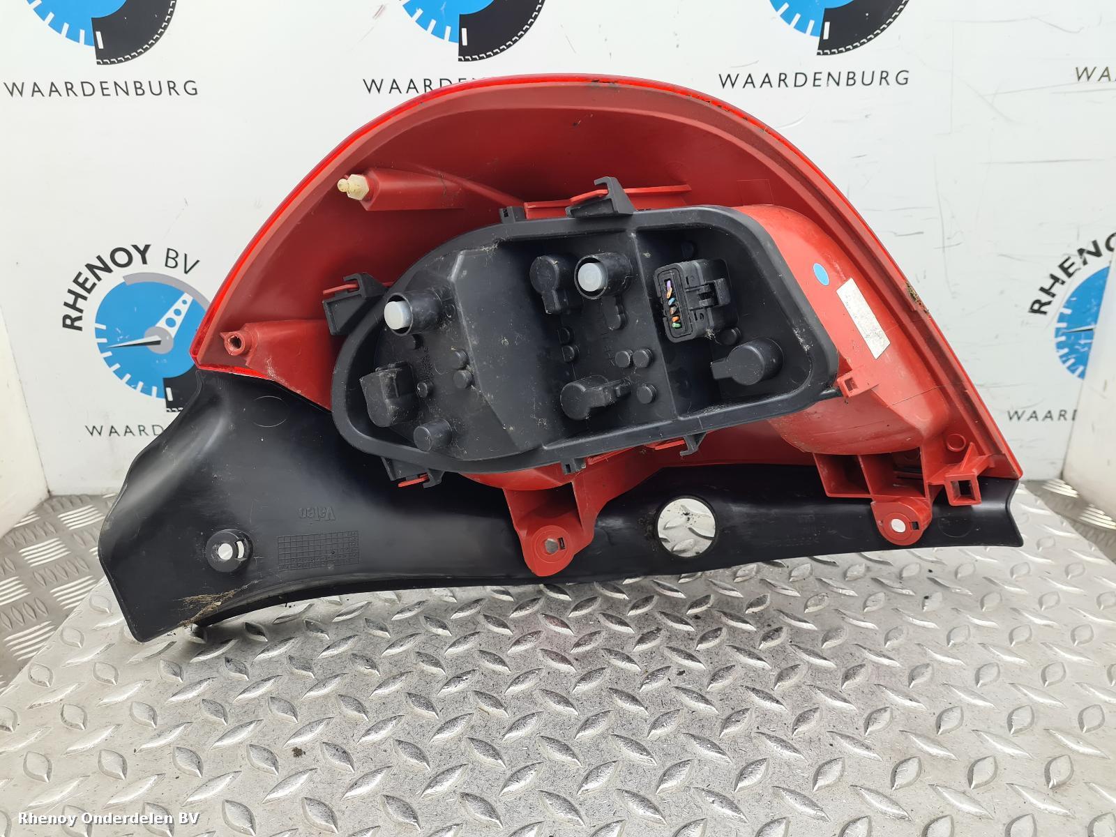 2005 RENAULT CLIO ACHTERLICHT L View Auto part ACHTERLICHT L RENAULT CLIO 2005