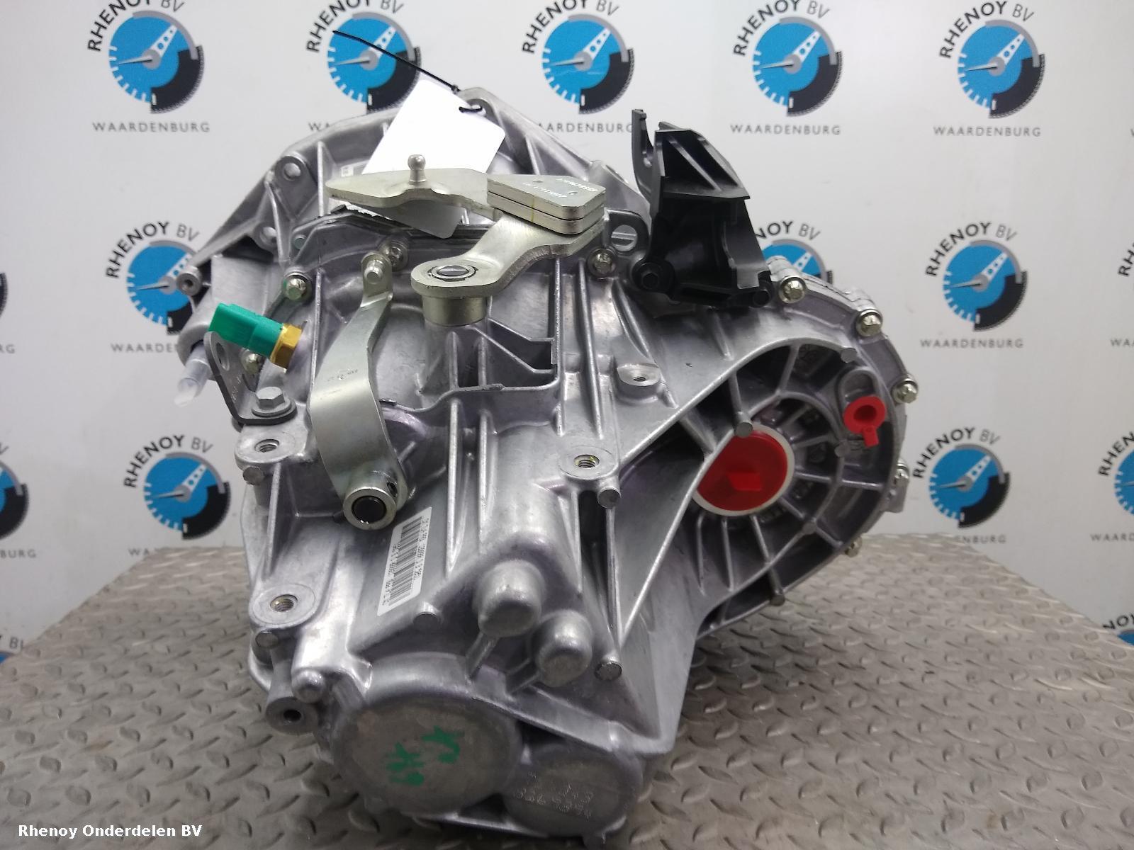 View Auto part Gearbox DACIA DUSTER 2015