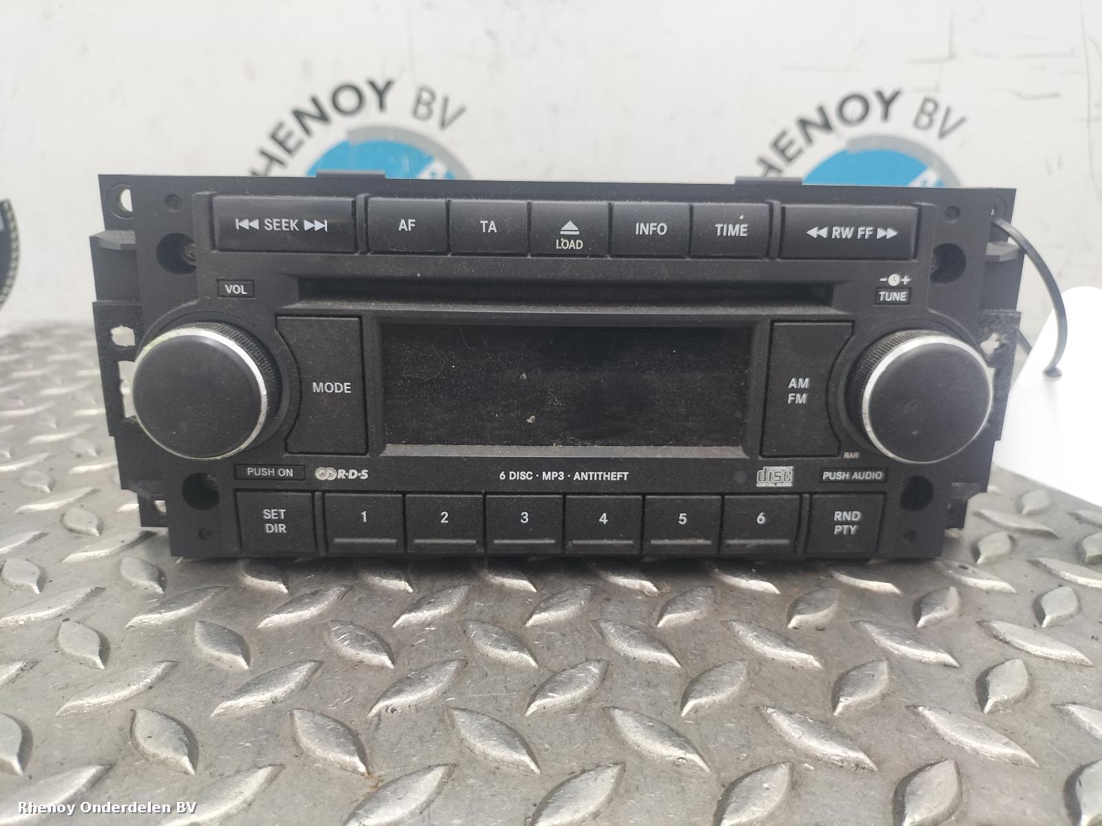 Bekijk Auto-onderdeel RADIO DODGE CALIBER 2008