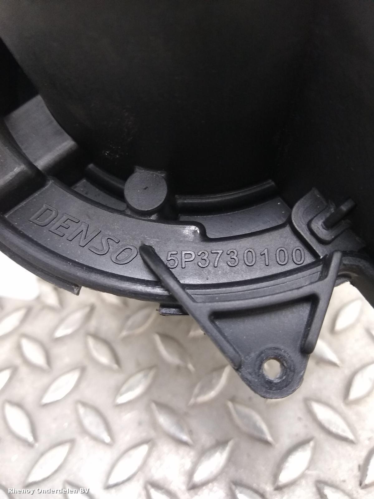 View Auto part KACHELMOTOR DACIA LODGY 2013