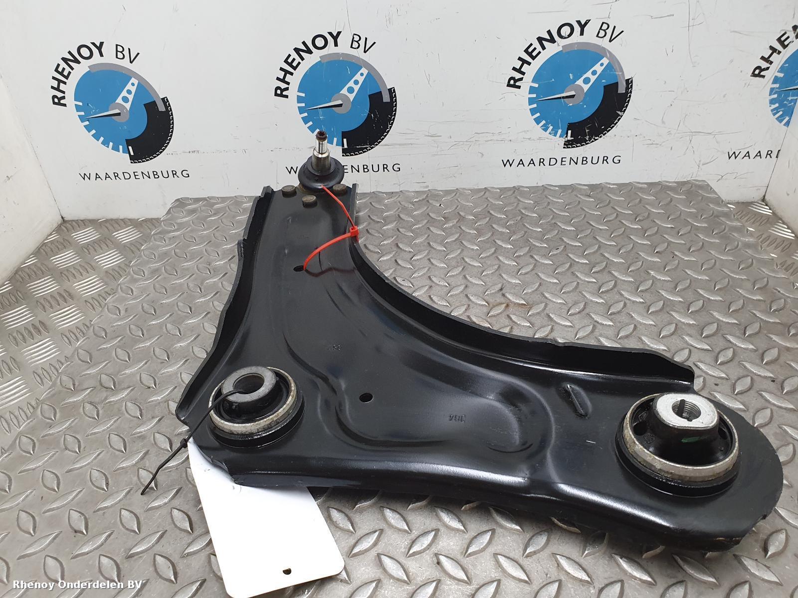 View Auto part DRAAGARM ONDER RV RENAULT MEGANE 2014