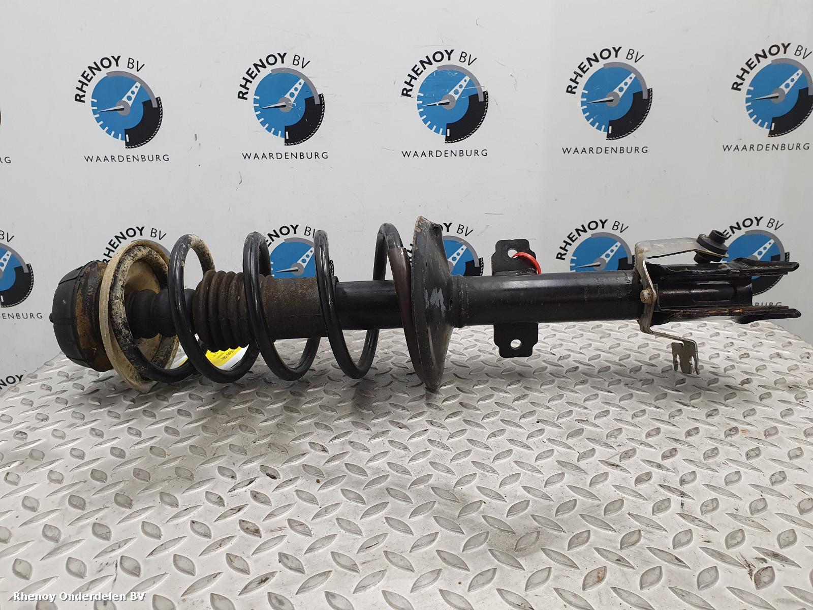 Bekijk Auto-onderdeel VEERPOOT / SCHOKBREKER RV DACIA DUSTER 2011