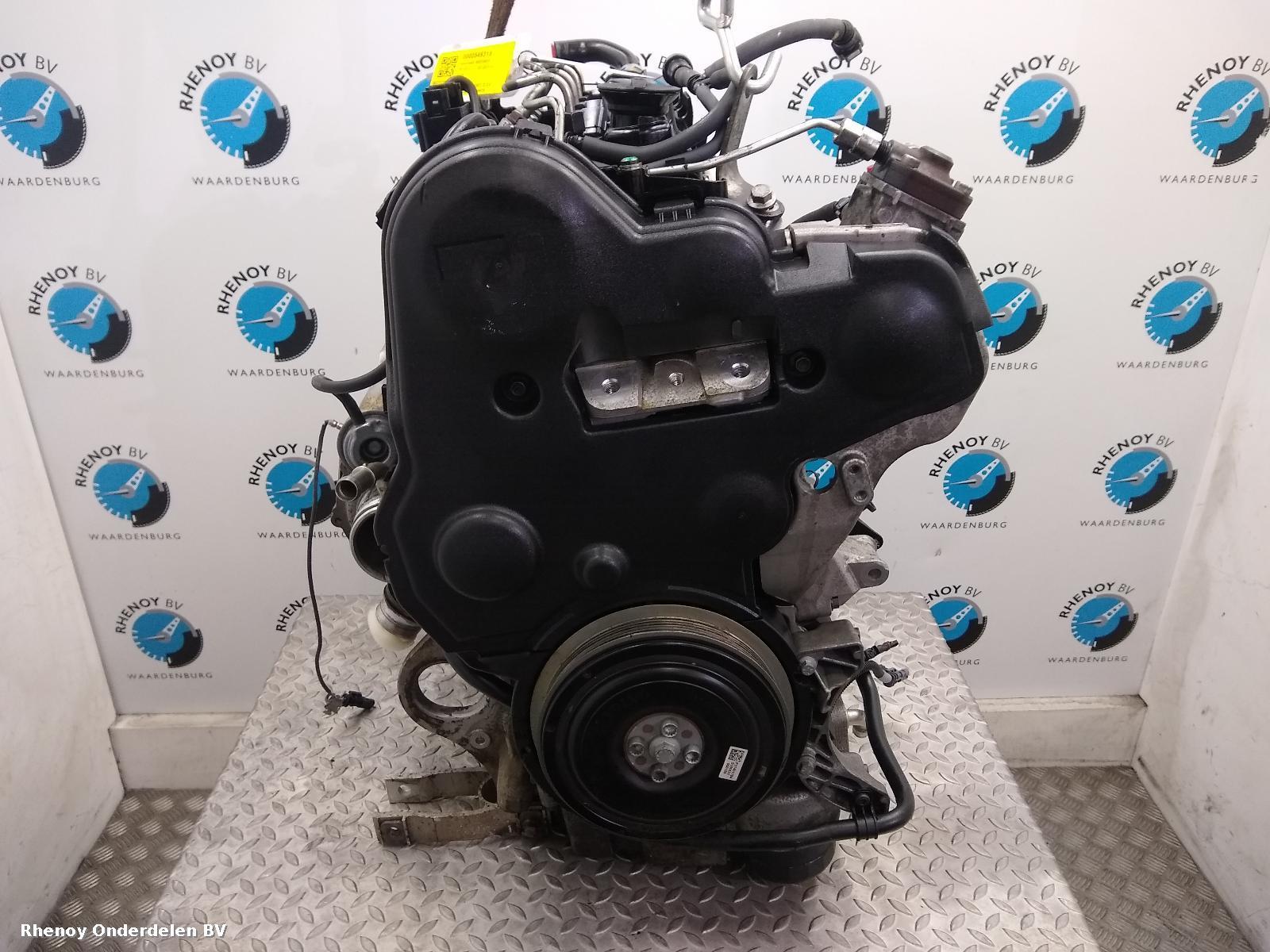 View Auto part Engine VOLVO V40 2015