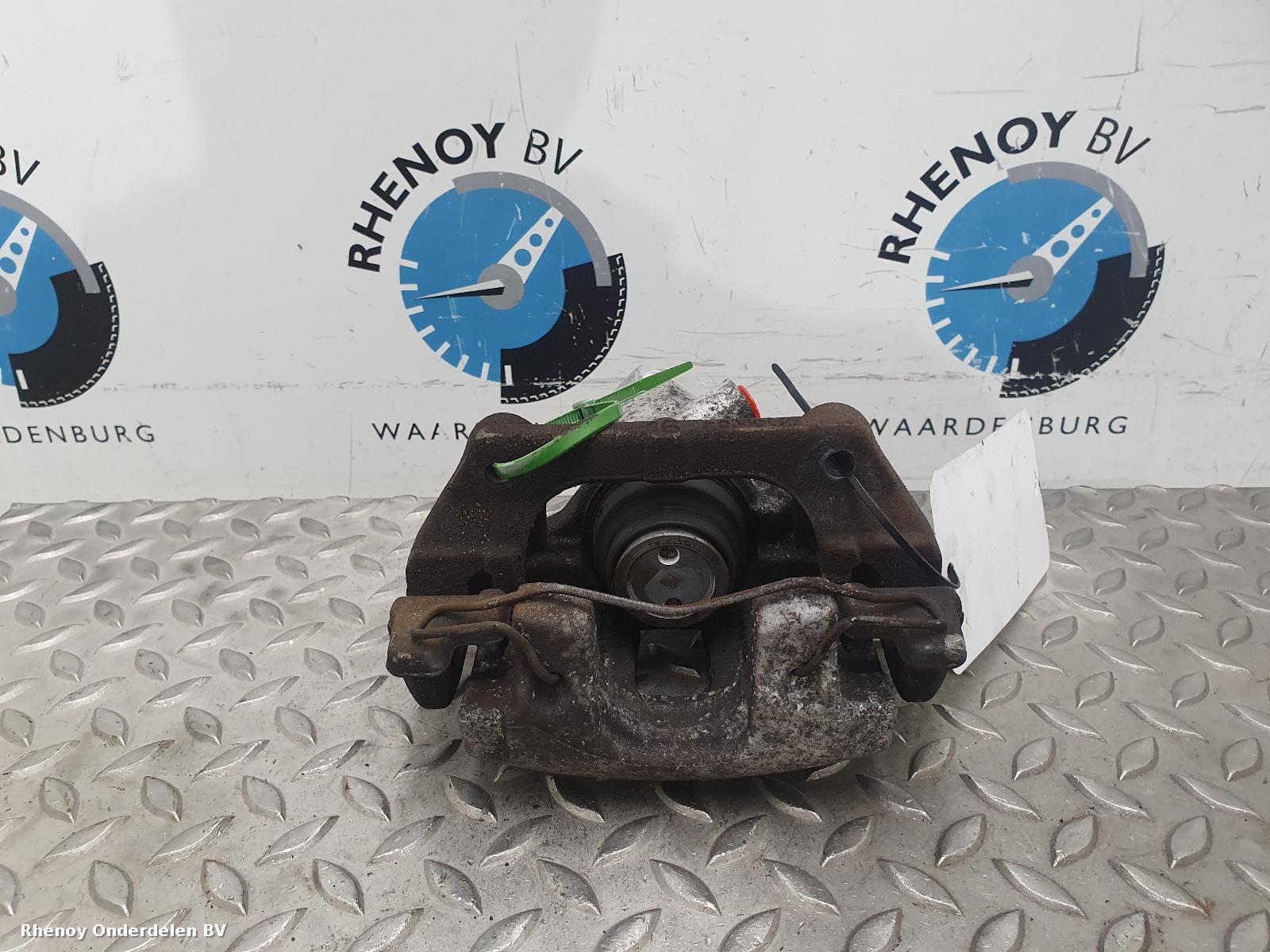 View Auto part Caliper VOLVO V40 2015