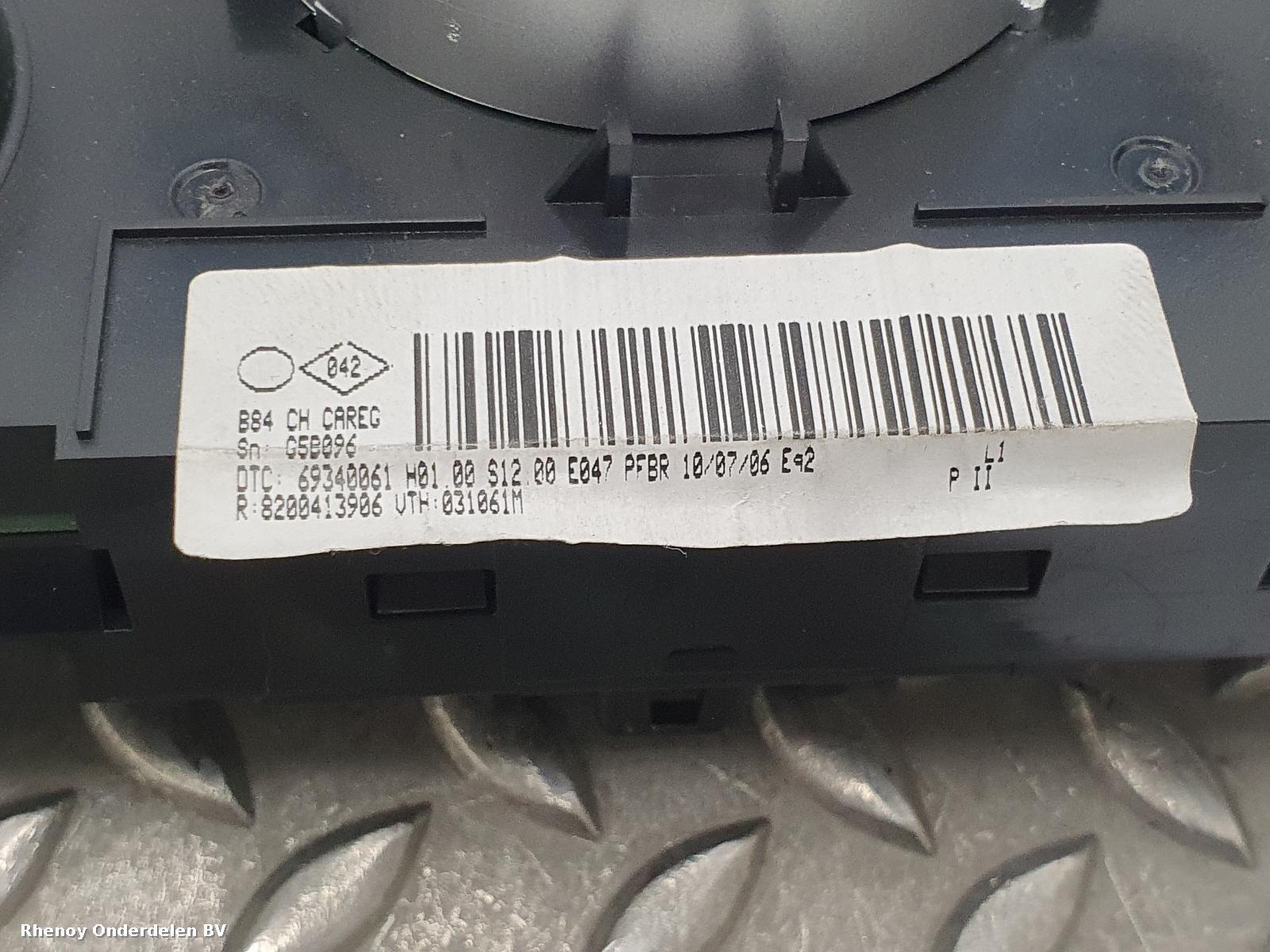 View Auto part KACHEL BEDIENINGSPANEEL RENAULT MEGANE 2006