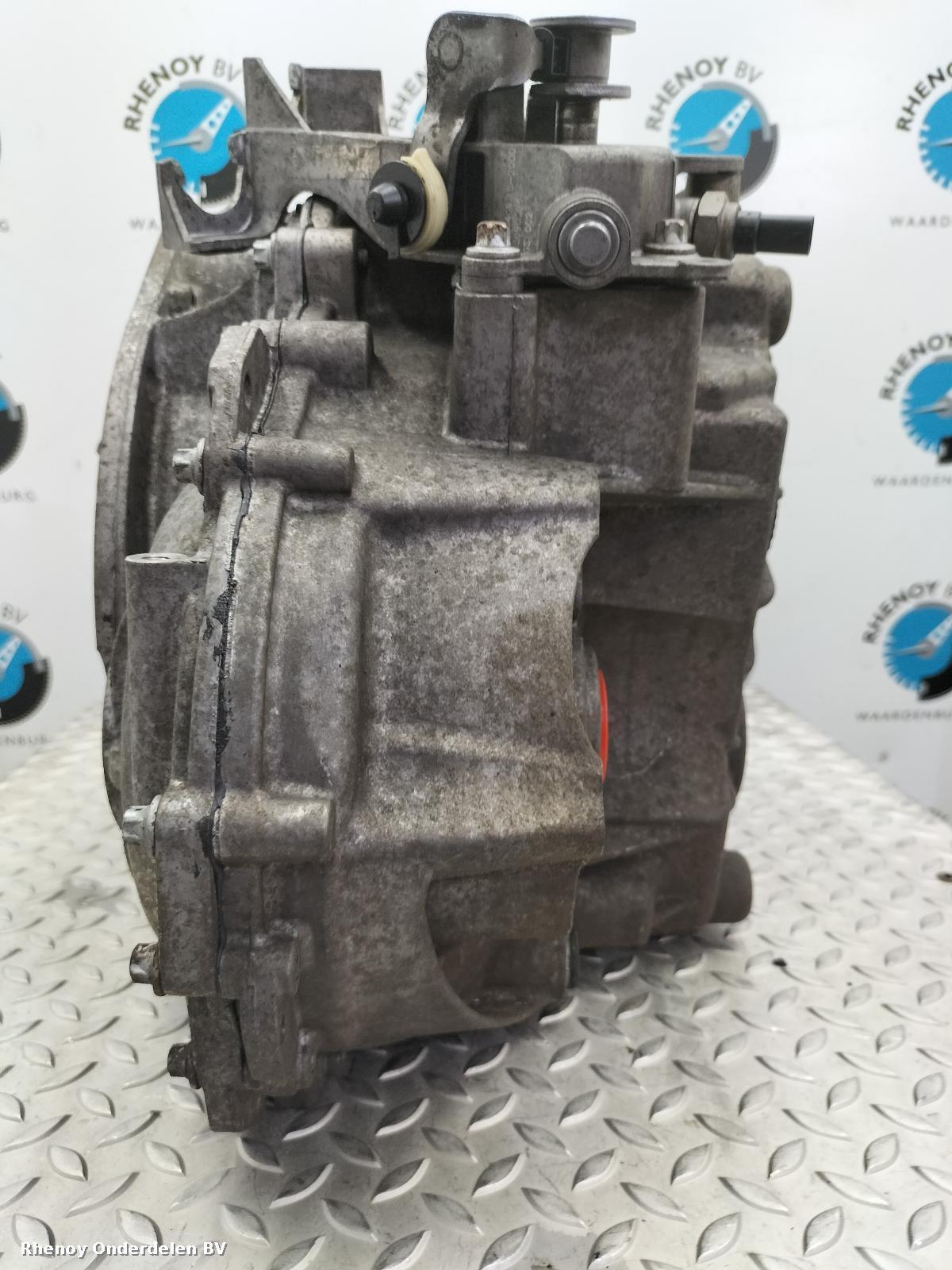 View Auto part TRANSMISSIE / VERSNELLINGSBAK MERCEDES B CLASS 2010