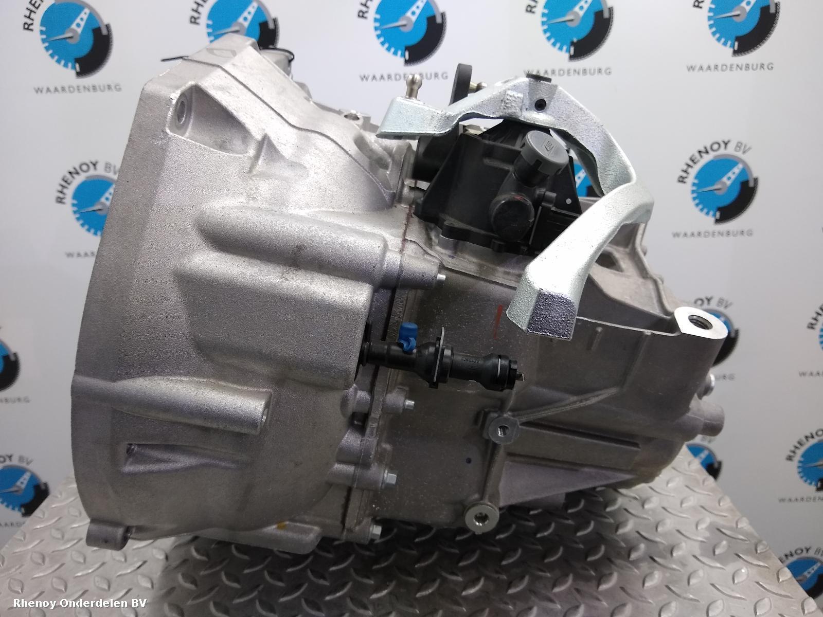 View Auto part TRANSMISSIE / VERSNELLINGSBAK FORD FOCUS 2019