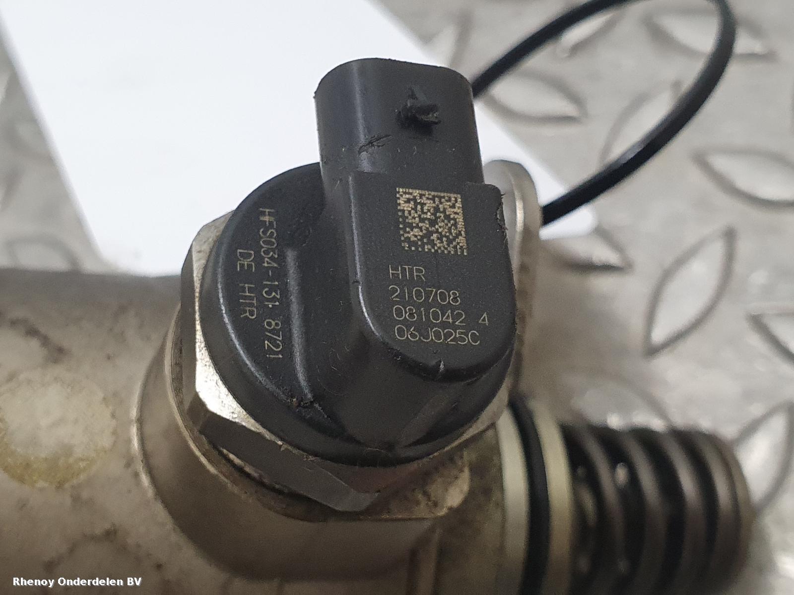 View Auto part BRANDSTOF POMP VOOR DE INJECTOR VOLKSWAGEN GOLF 2010