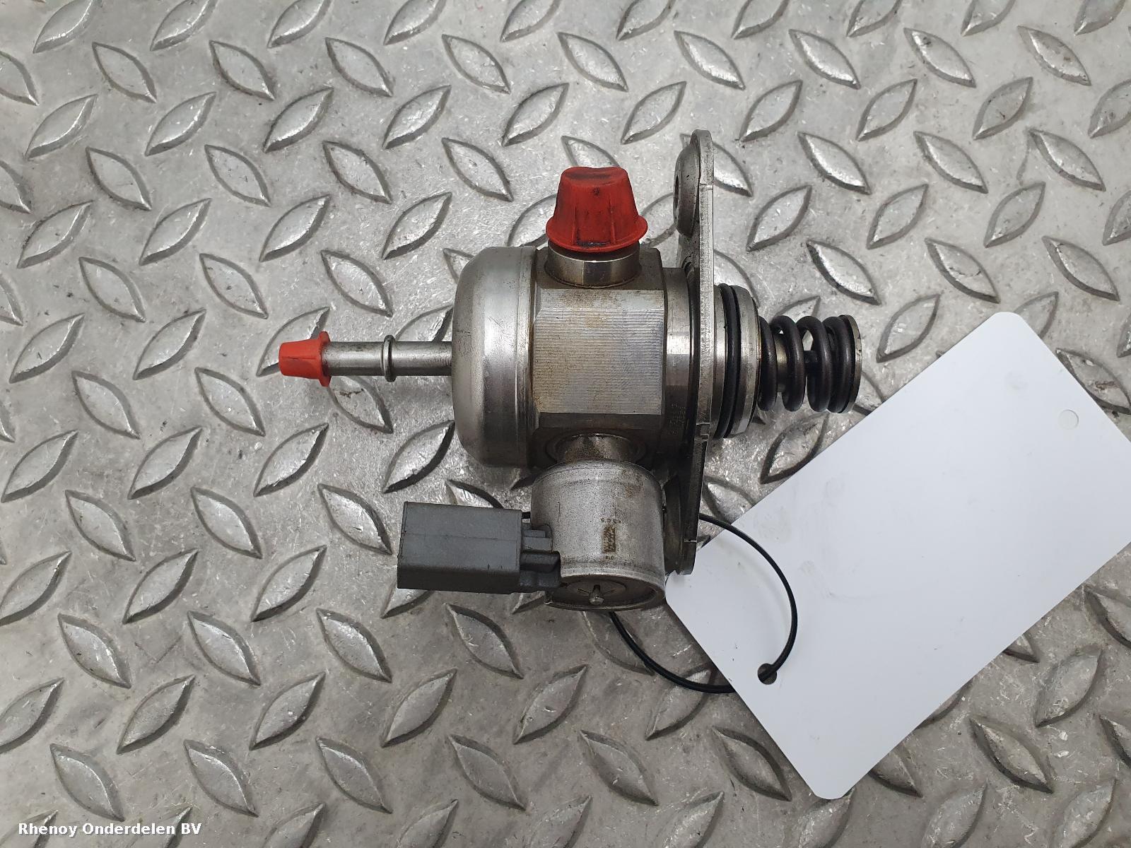 Bekijk Auto-onderdeel BRANDSTOF POMP VOOR DE INJECTOR BMW 1 SERIES 2012